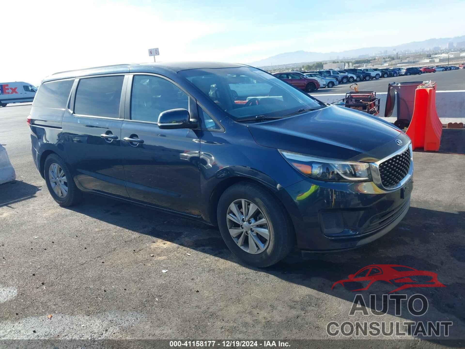 KIA SEDONA 2016 - KNDMB5C10G6165874