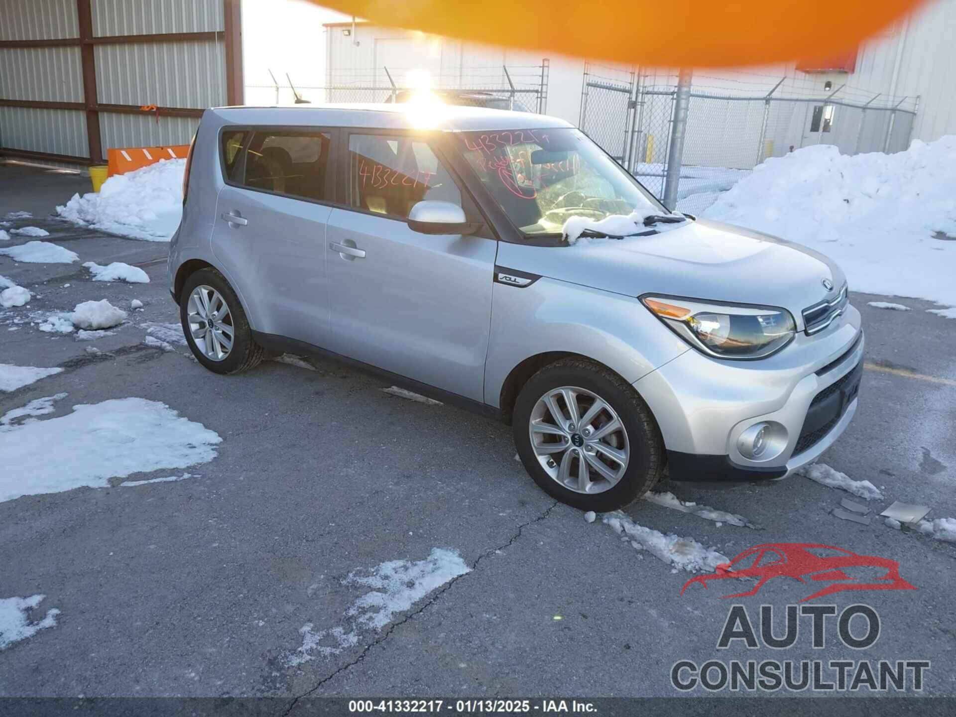 KIA SOUL 2017 - KNDJP3A54H7418463