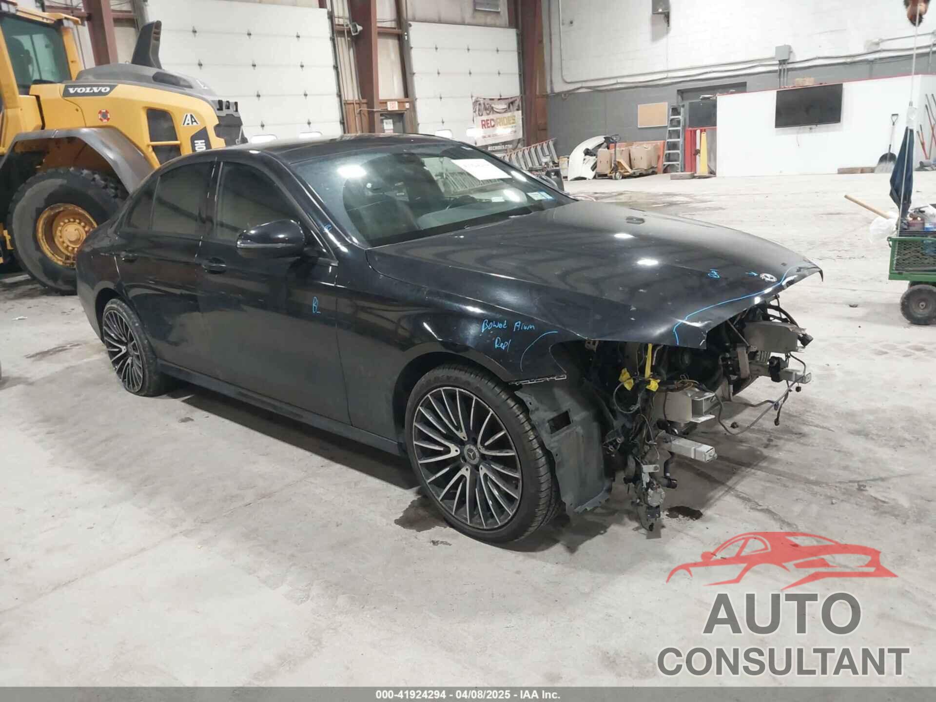 MERCEDES-BENZ E 300 2018 - WDDZF4KB4JA377217