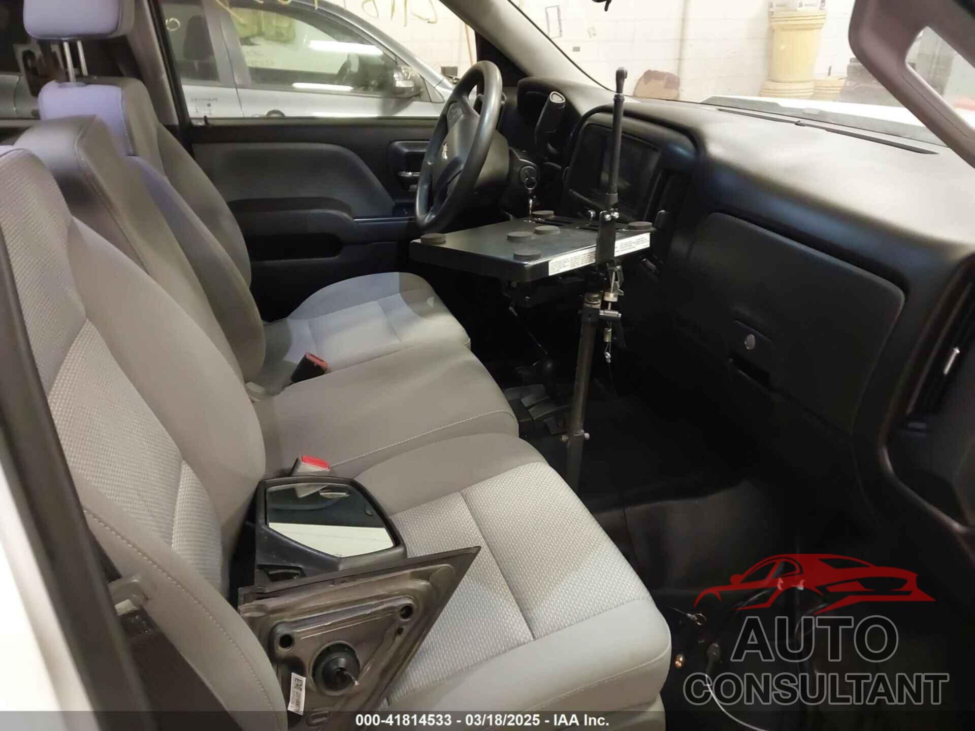 CHEVROLET SILVERADO 1500 2017 - 1GCVKNEH9HZ279628