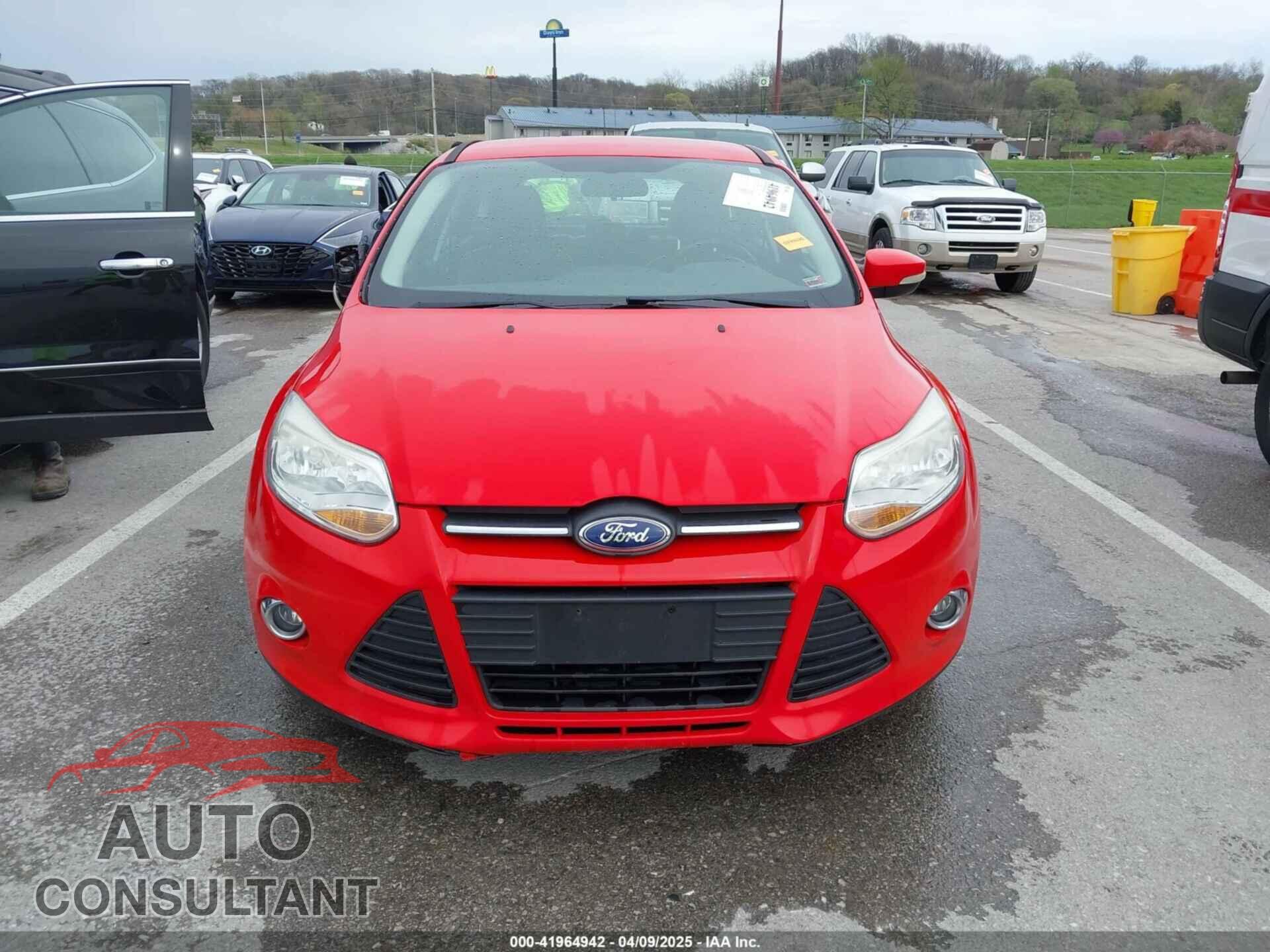 FORD FOCUS 2014 - 1FADP3K28EL316853