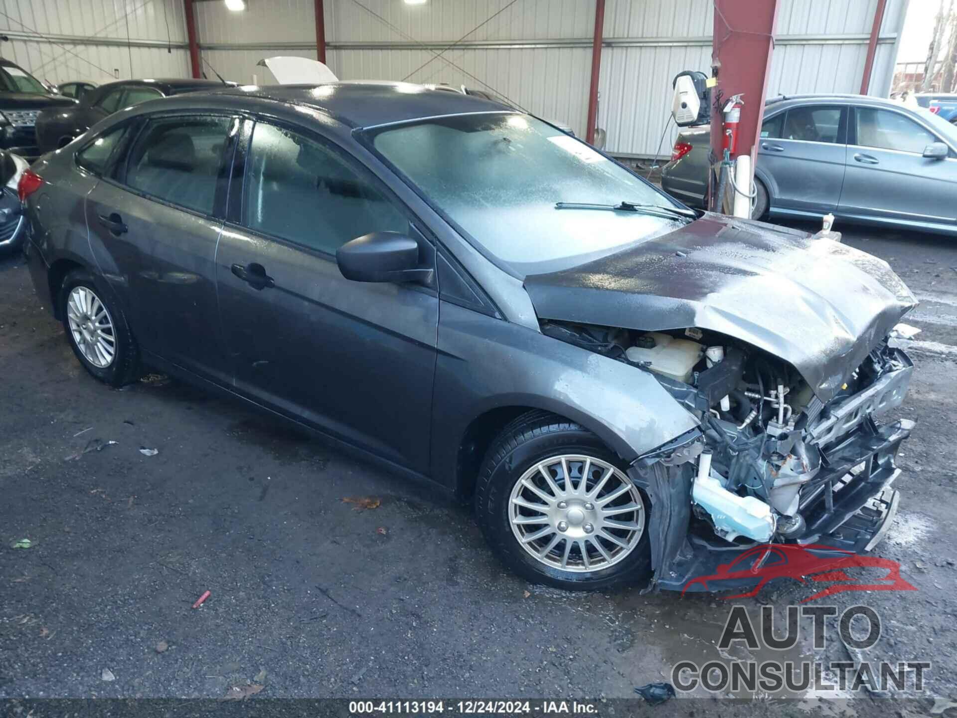 FORD FOCUS 2015 - 1FADP3E24FL259953