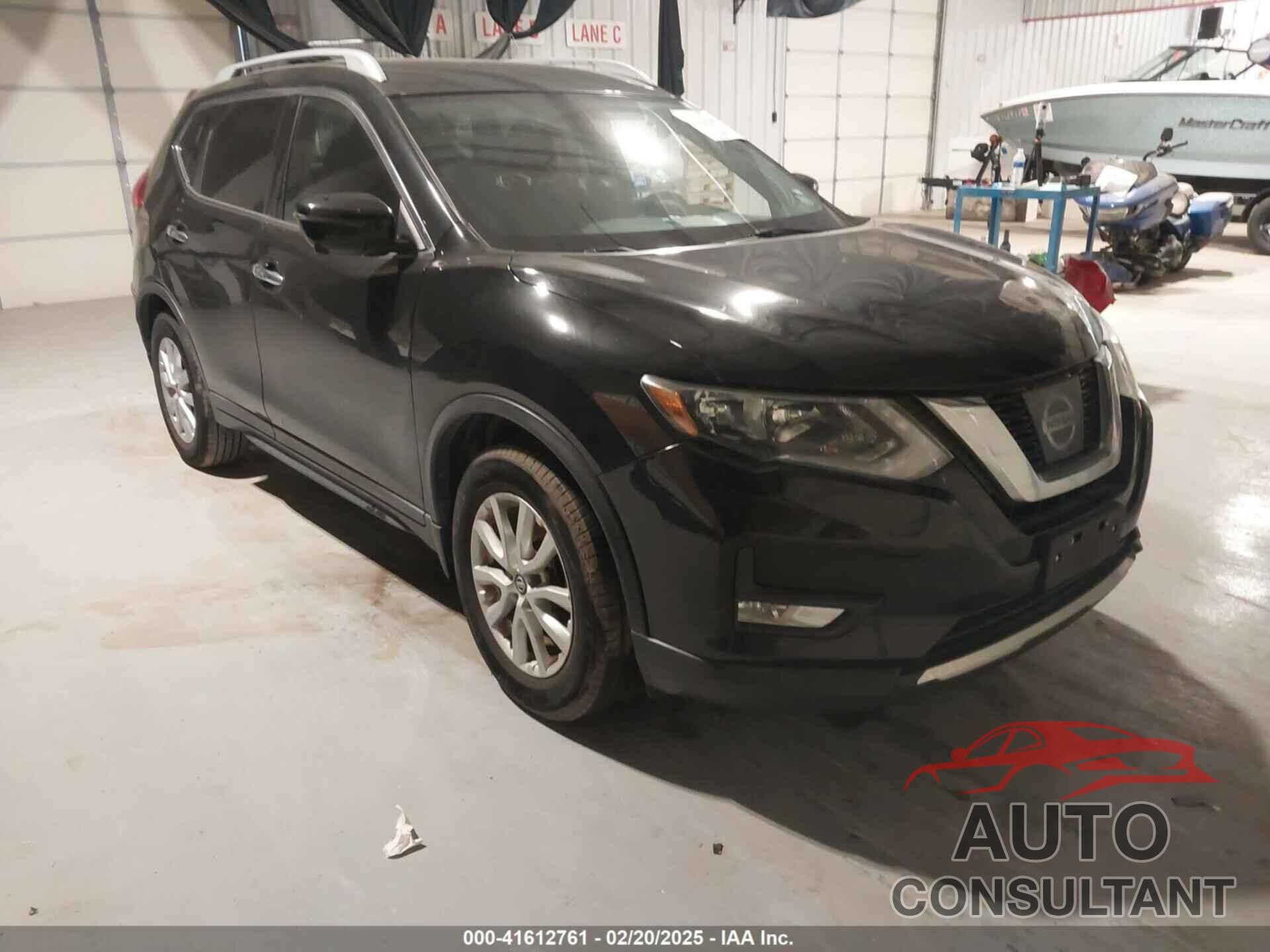 NISSAN ROGUE 2017 - 5N1AT2MT4HC897180