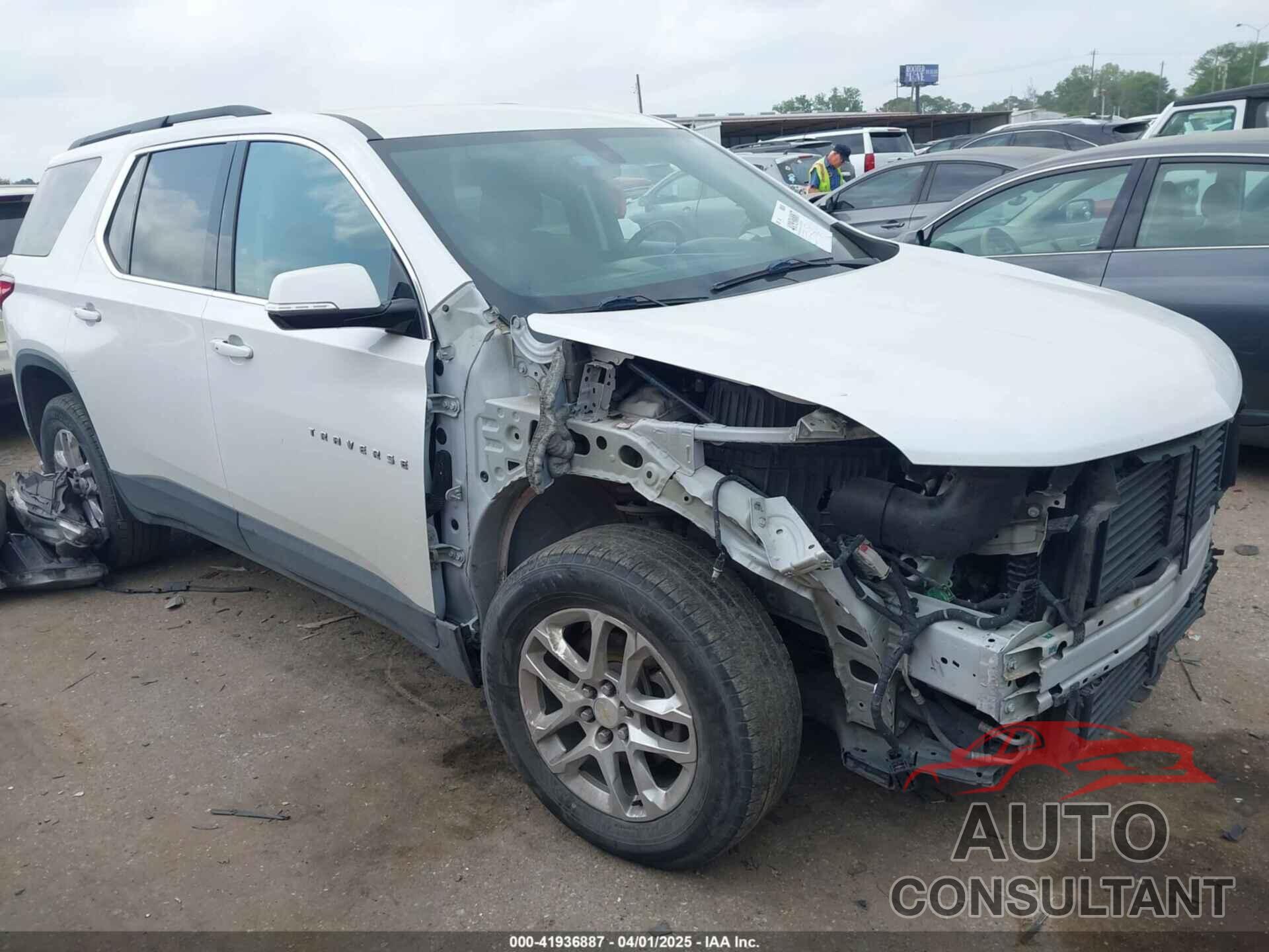 CHEVROLET TRAVERSE 2019 - 1GNERGKW3KJ272195