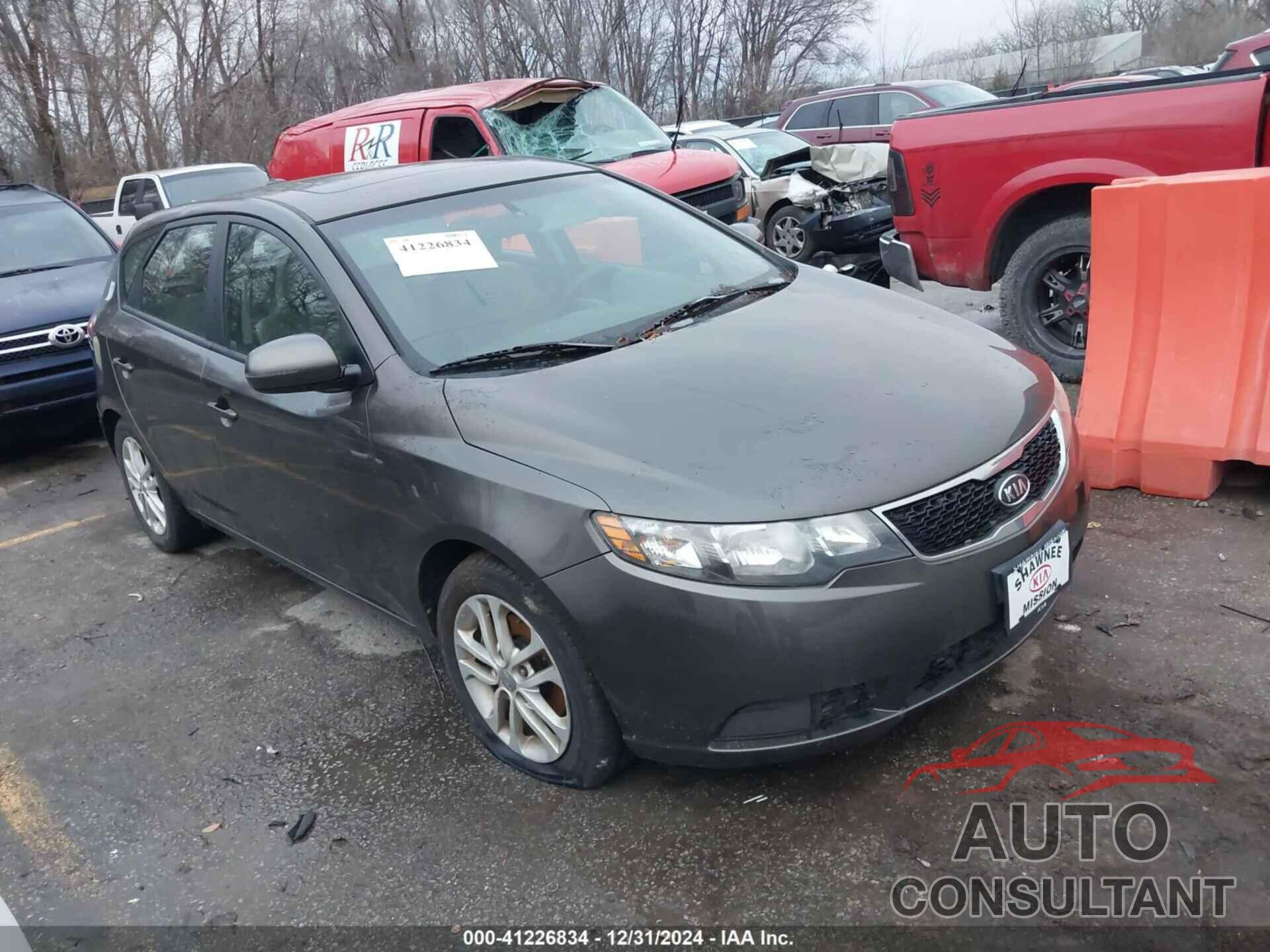 KIA FORTE 2011 - KNAFU5A25B5405754