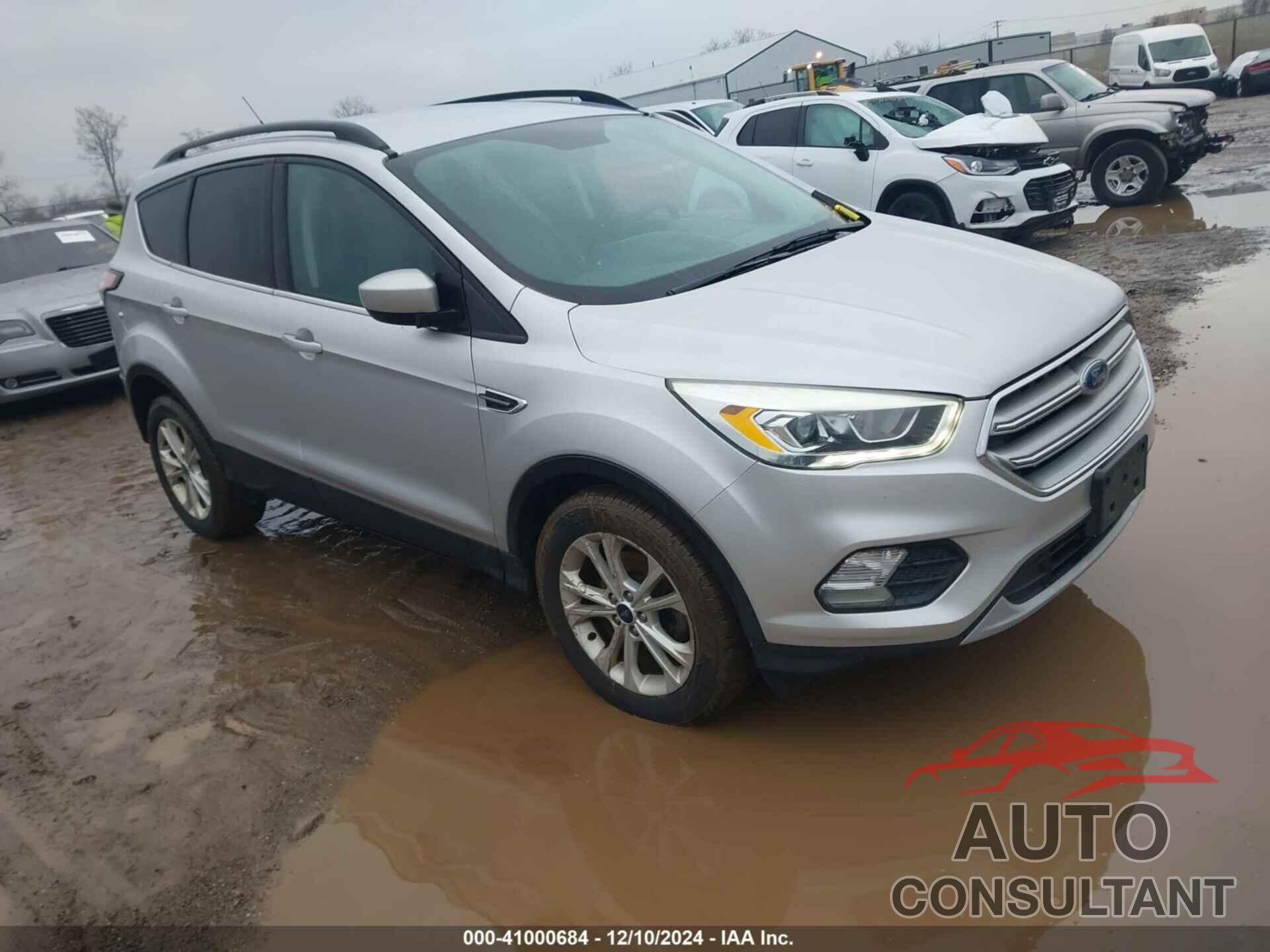 FORD ESCAPE 2017 - 1FMCU0GDXHUD06858