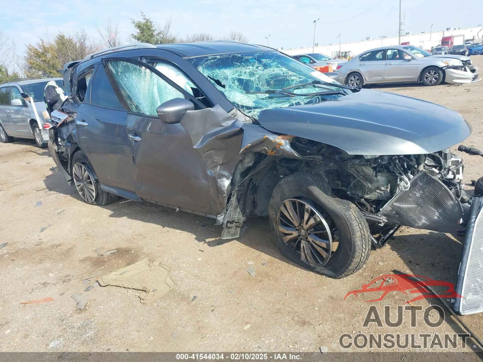 NISSAN PATHFINDER 2018 - 5N1DR2MMXJC656654