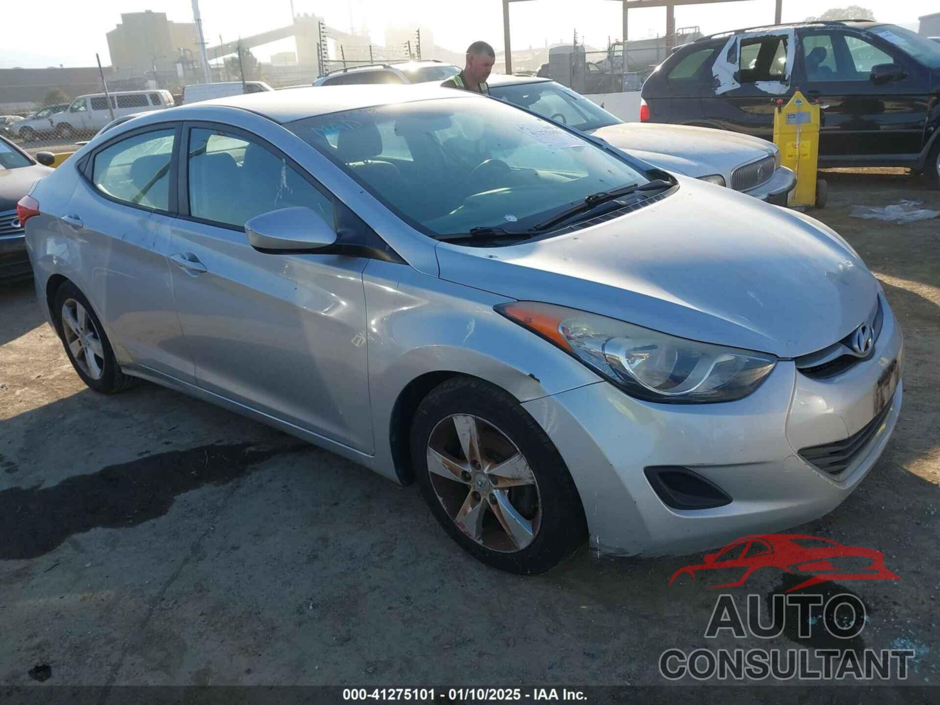 HYUNDAI ELANTRA 2013 - 5NPDH4AE4DH349215