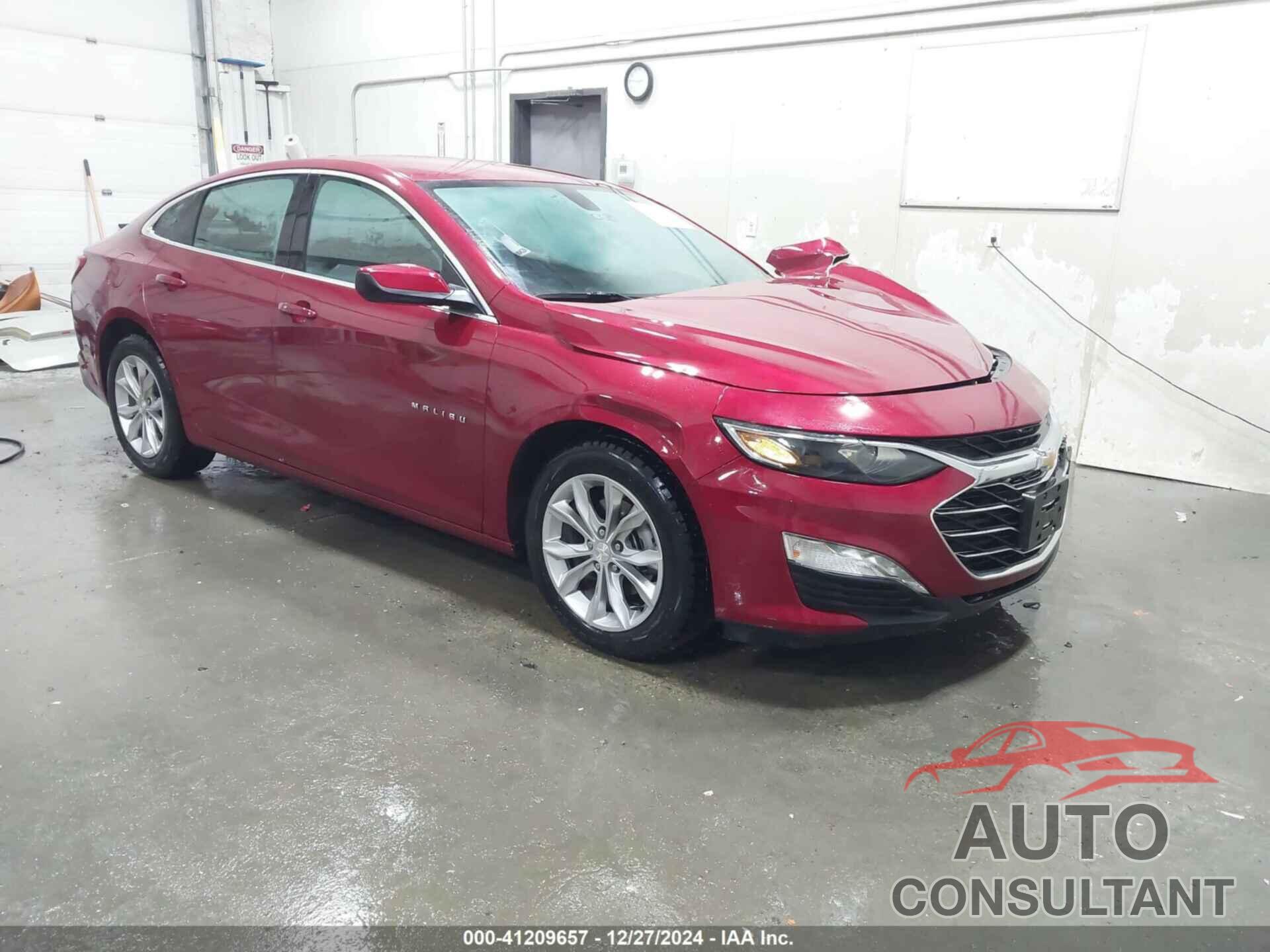 CHEVROLET MALIBU 2019 - 1G1ZD5ST1KF131981