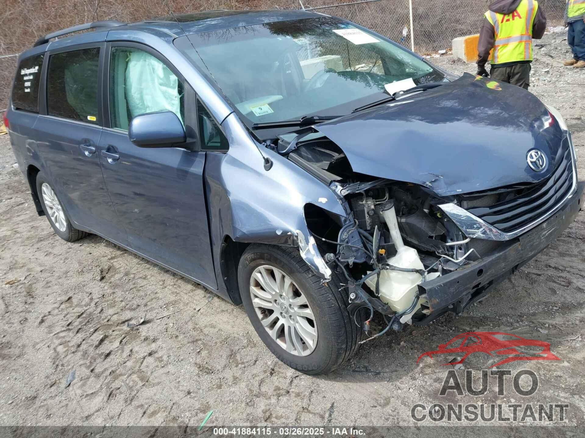 TOYOTA SIENNA 2014 - 5TDYK3DC9ES511035