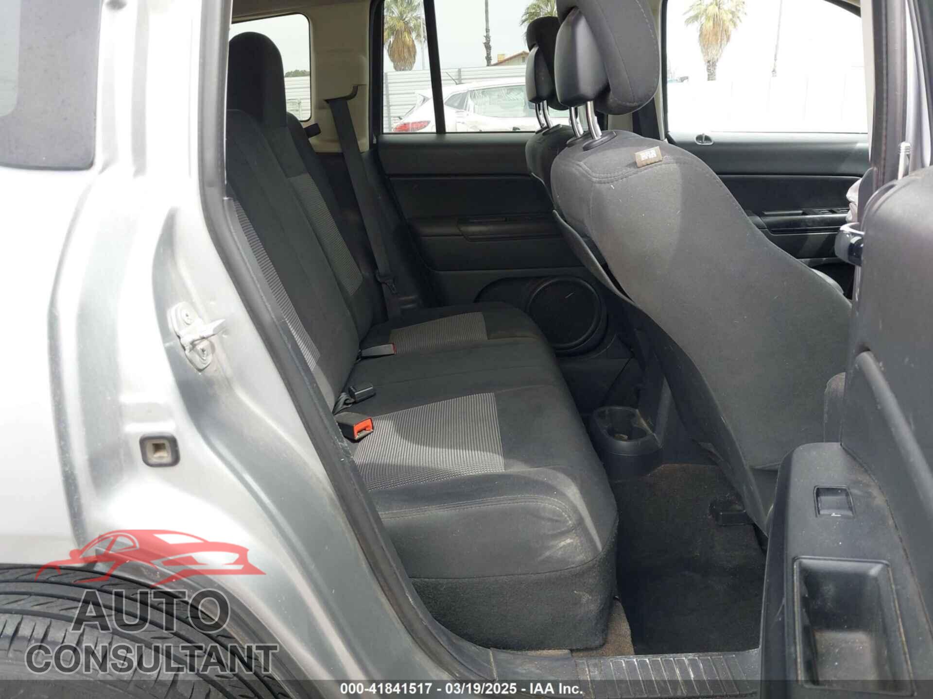 JEEP COMPASS 2015 - 1C4NJCBA5FD137978