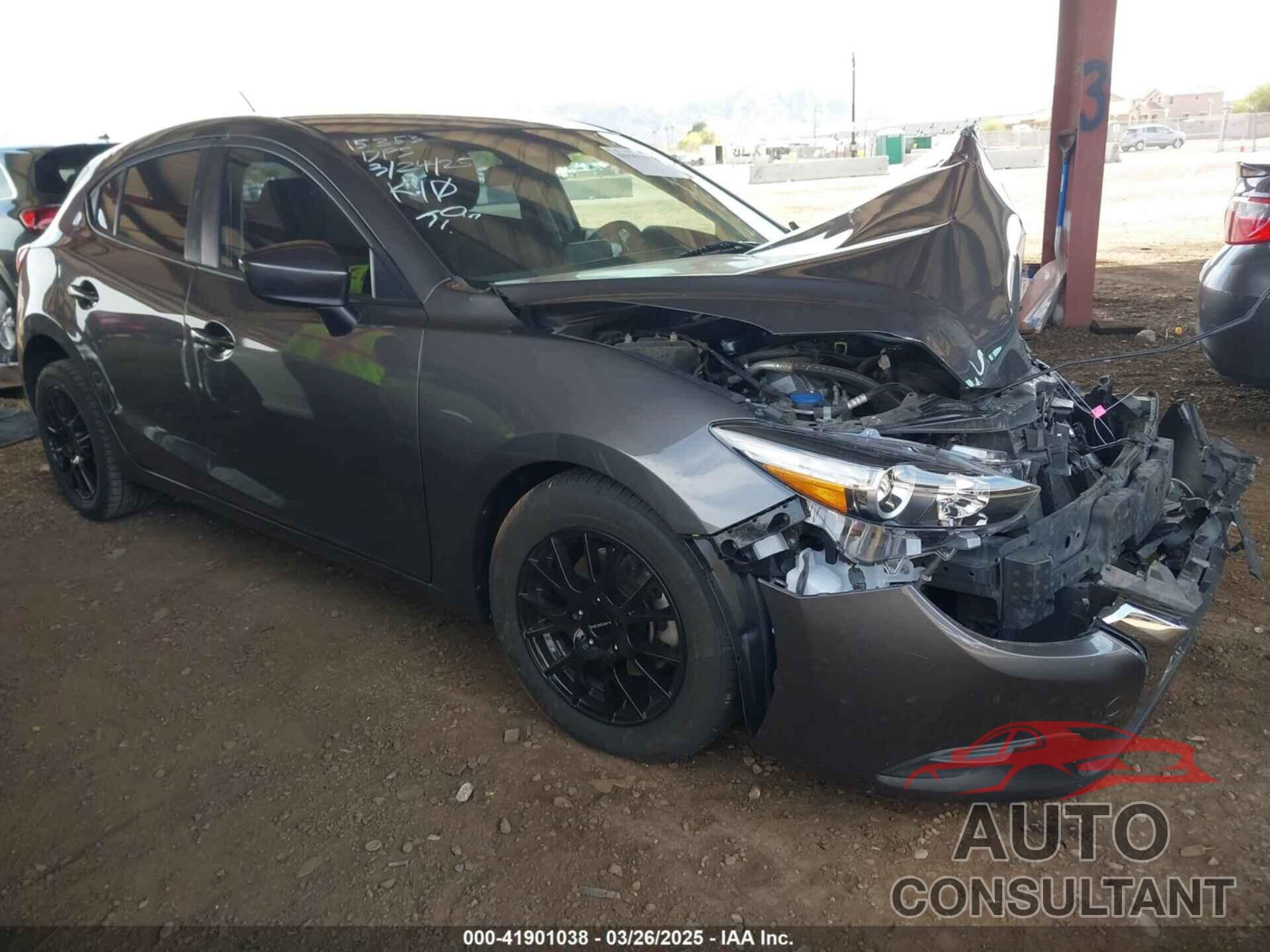 MAZDA MAZDA3 2018 - 3MZBN1K73JM273472