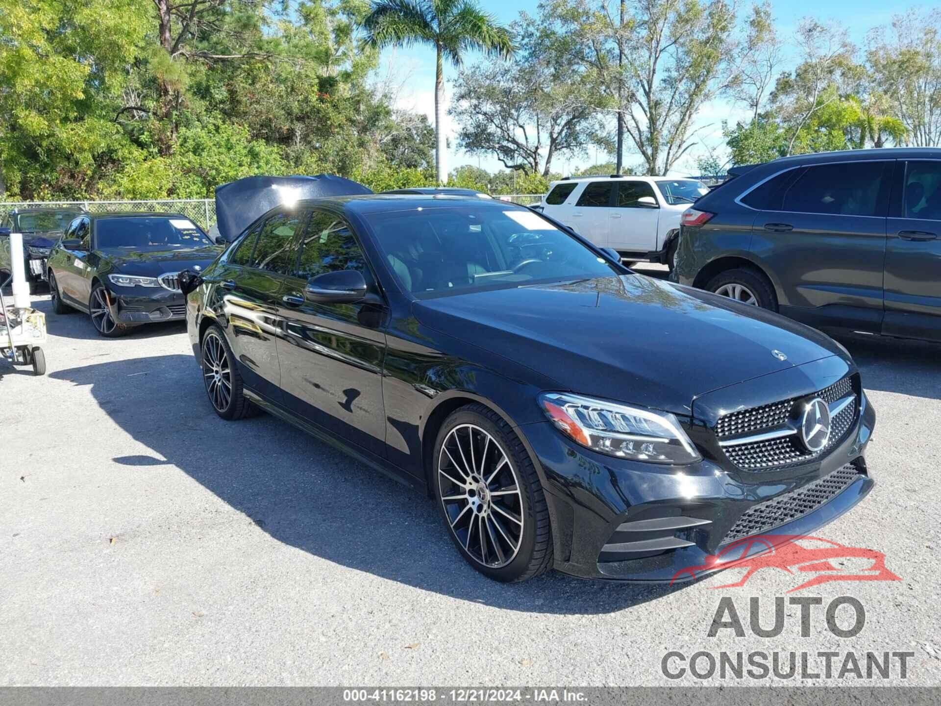 MERCEDES-BENZ C 300 2019 - 55SWF8DB2KU295432