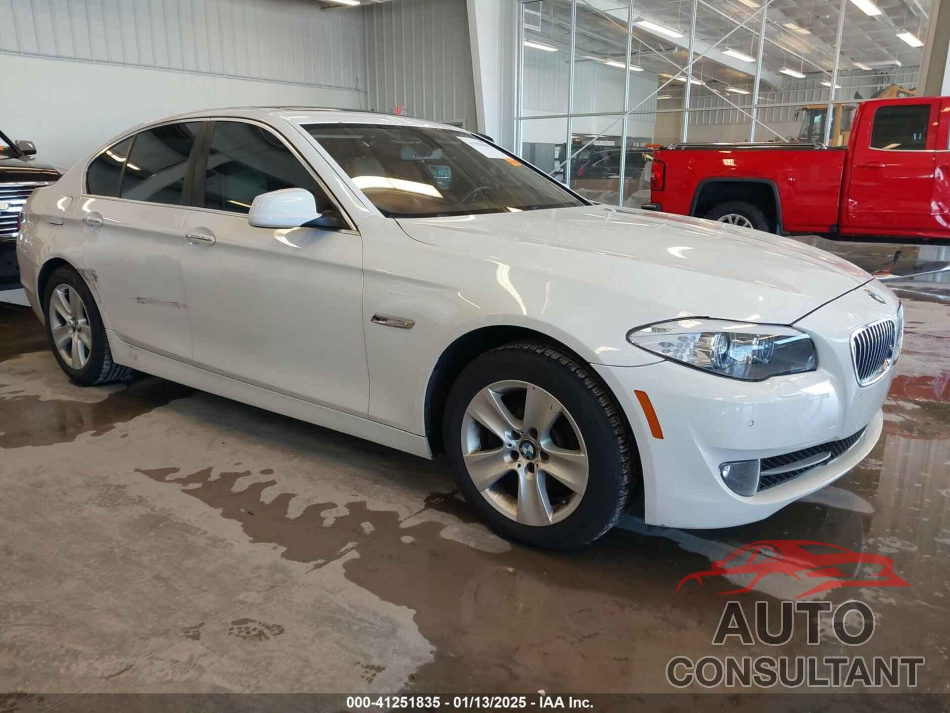 BMW 528I 2013 - WBAXH5C5XDDW14643