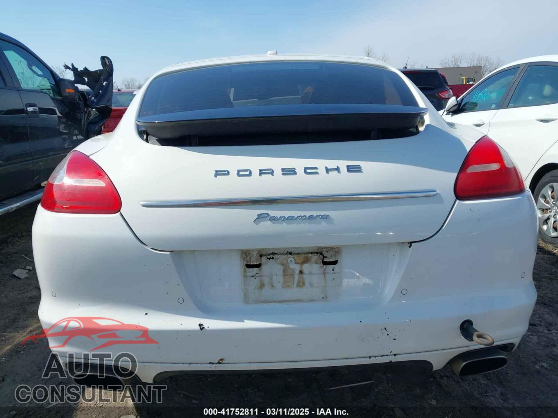 PORSCHE PANAMERA 2011 - WP0AA2A73BL017403
