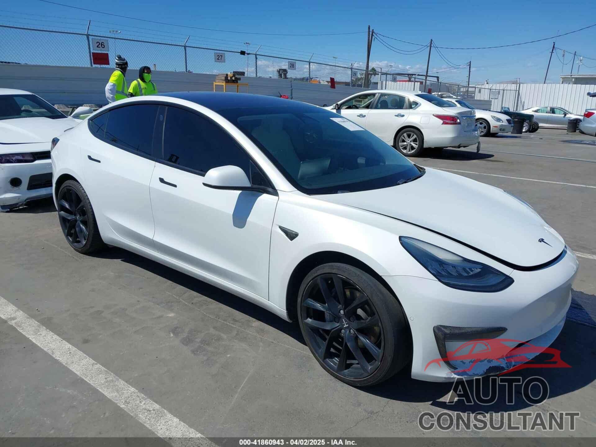 TESLA MODEL 3 2019 - 5YJ3E1EA5KF327181