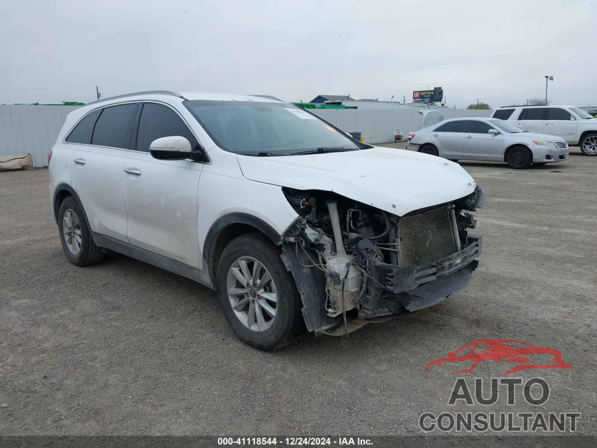KIA SORENTO 2019 - 5XYPG4A33KG496211