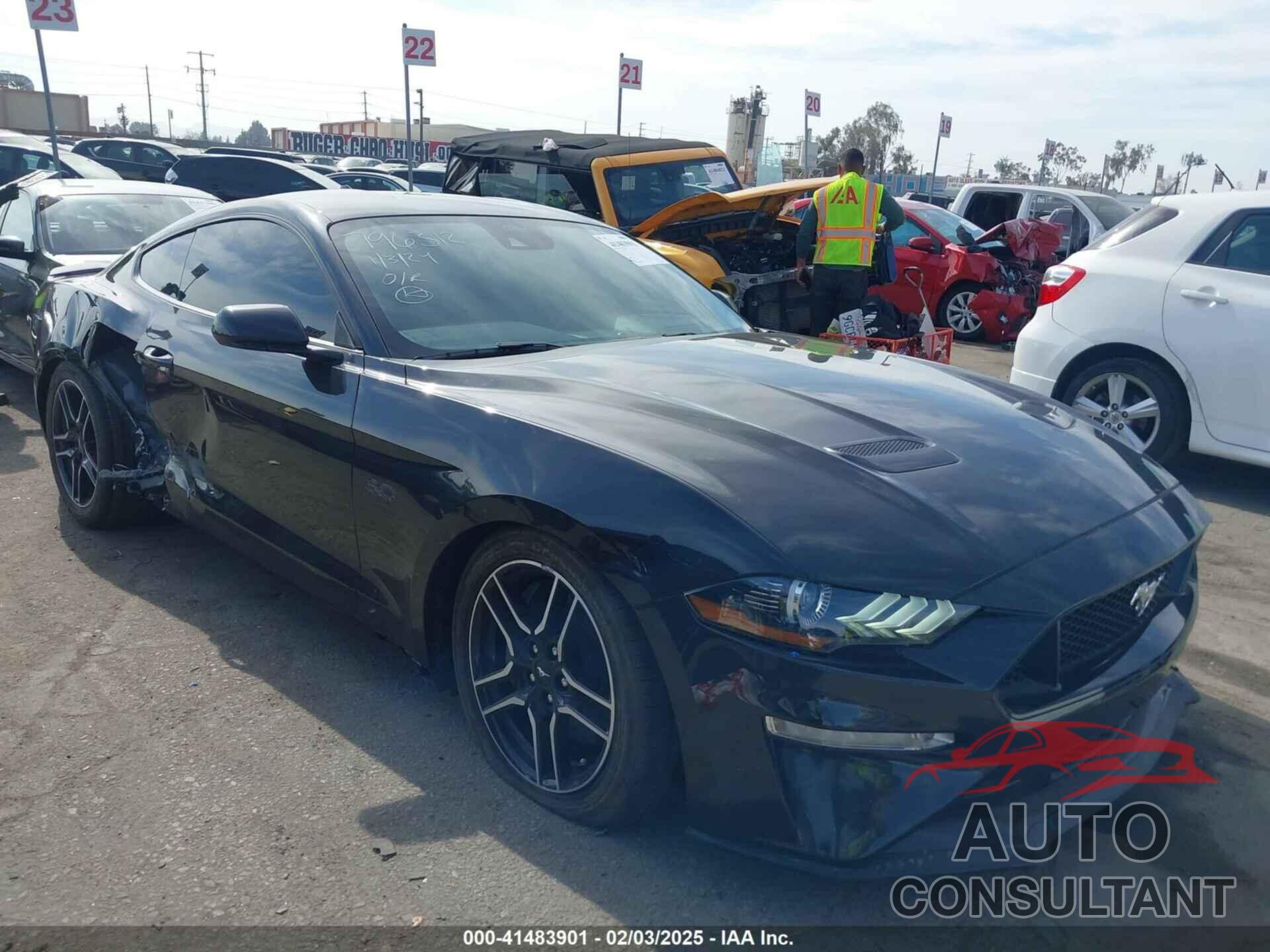 FORD MUSTANG 2023 - 1FA6P8CF6P5300715