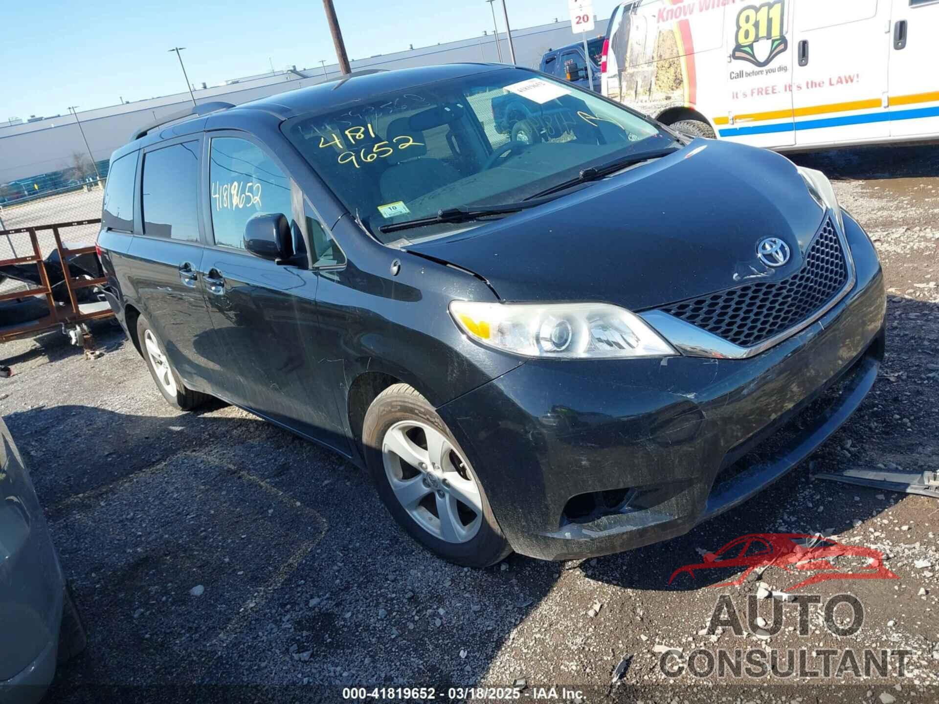 TOYOTA SIENNA 2011 - 5TDKK3DCXBS166180