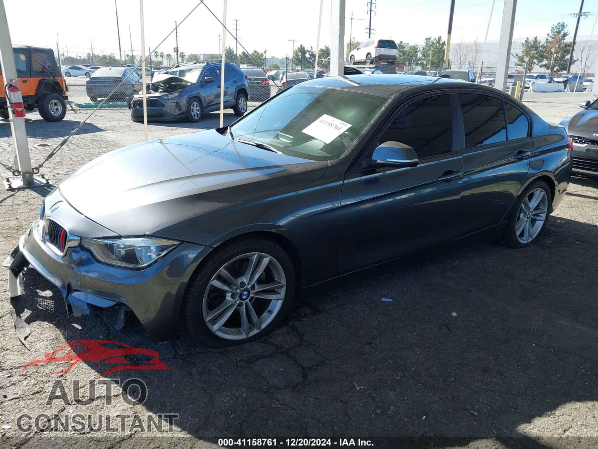 BMW 320I 2016 - WBA8E1G54GNU11262