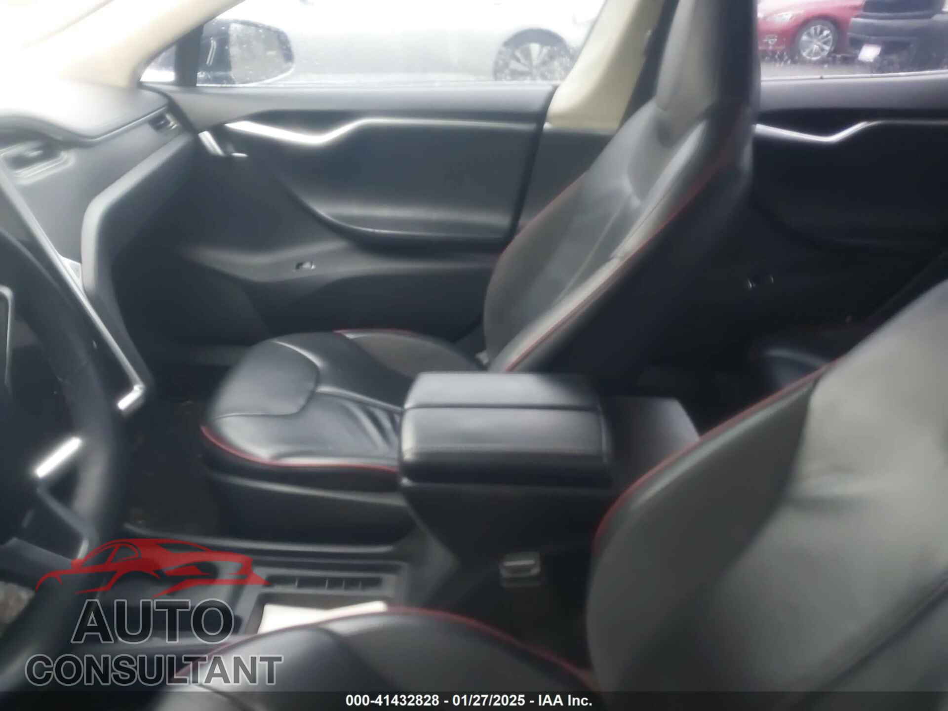 TESLA MODEL S 2013 - 5YJSA1DPXDFP10081