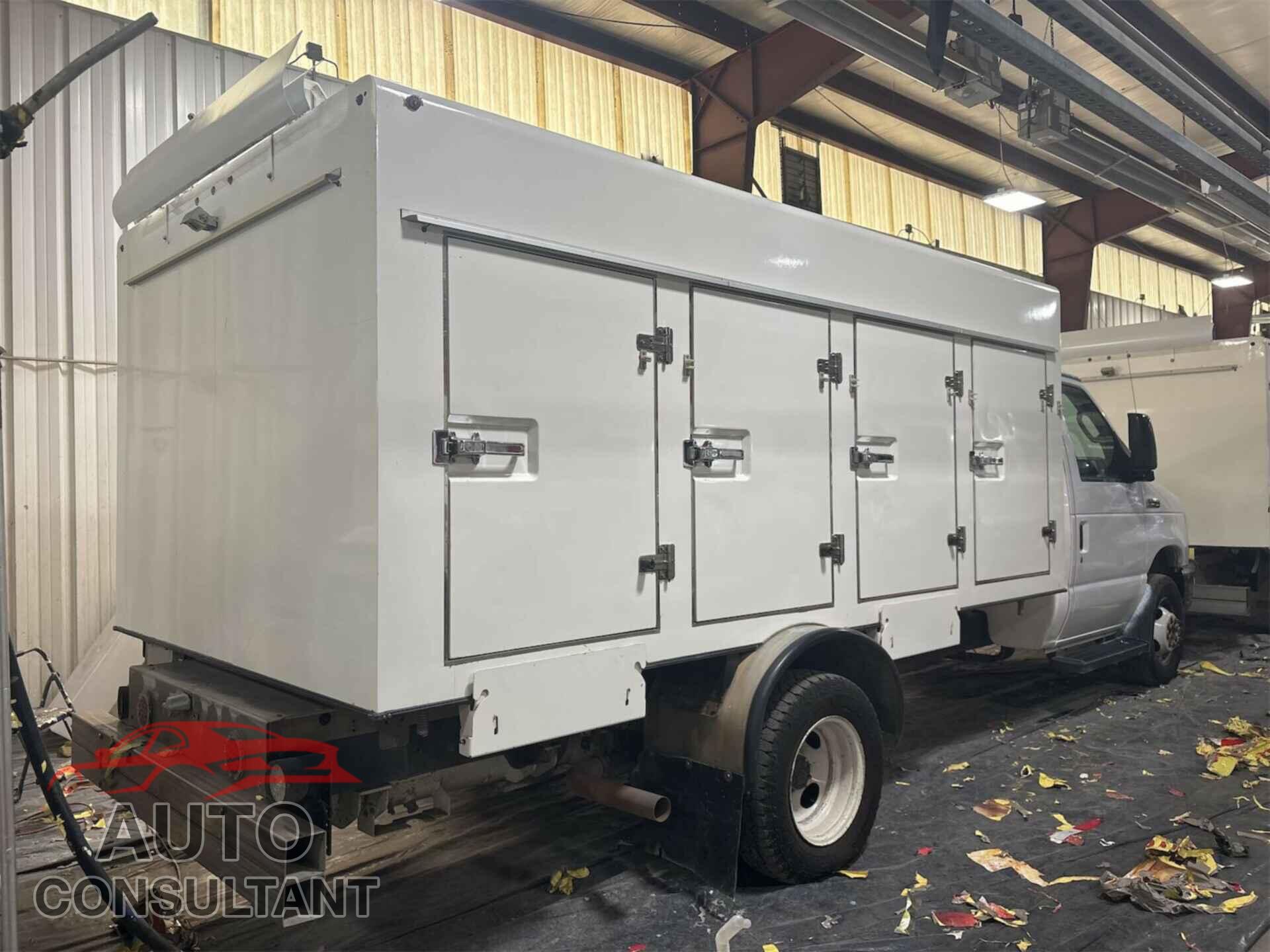 FORD ECONOLINE 2018 - 1FDXE4FS8JDC24977