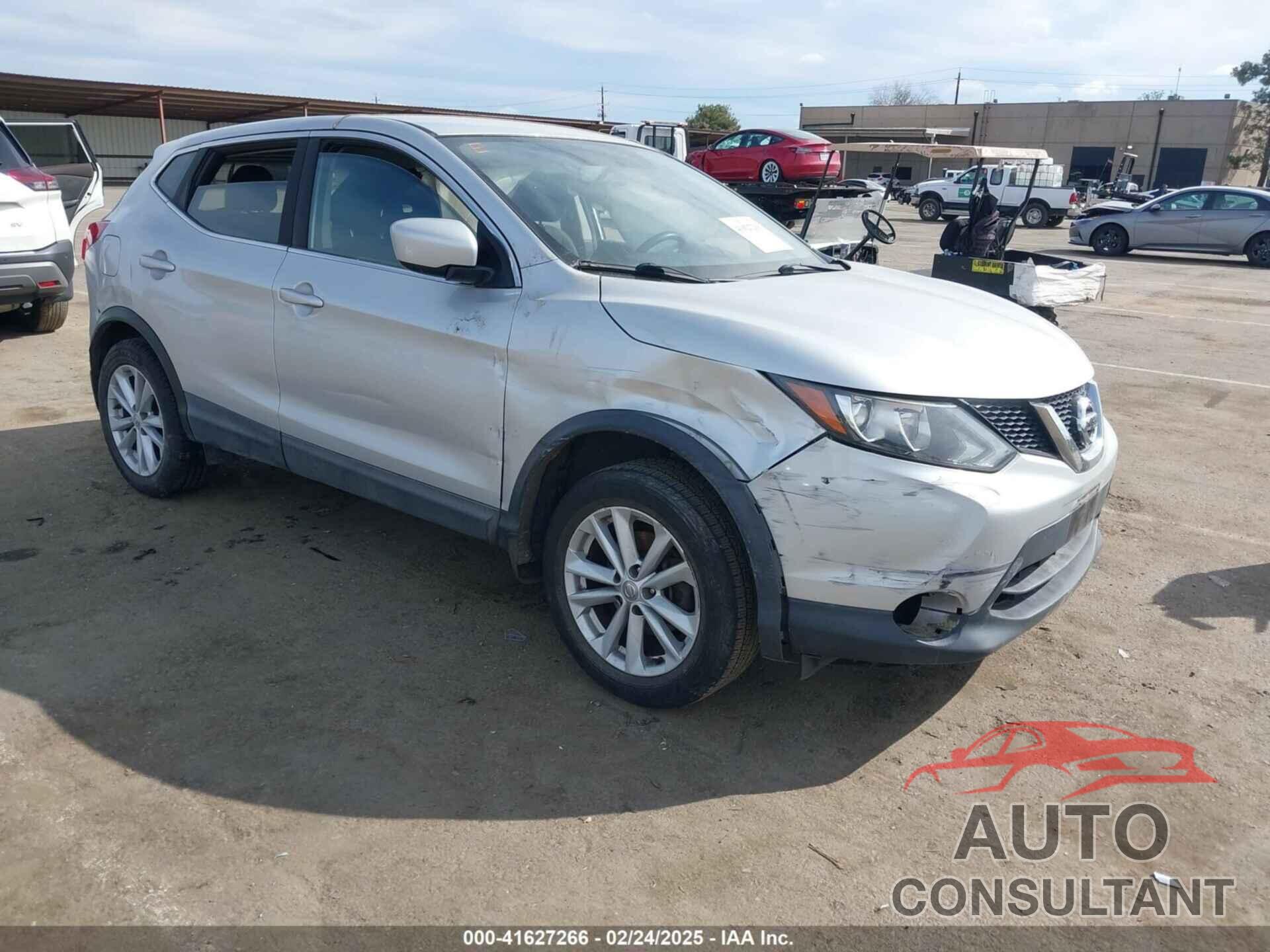 NISSAN ROGUE SPORT 2017 - JN1BJ1CP5HW022009