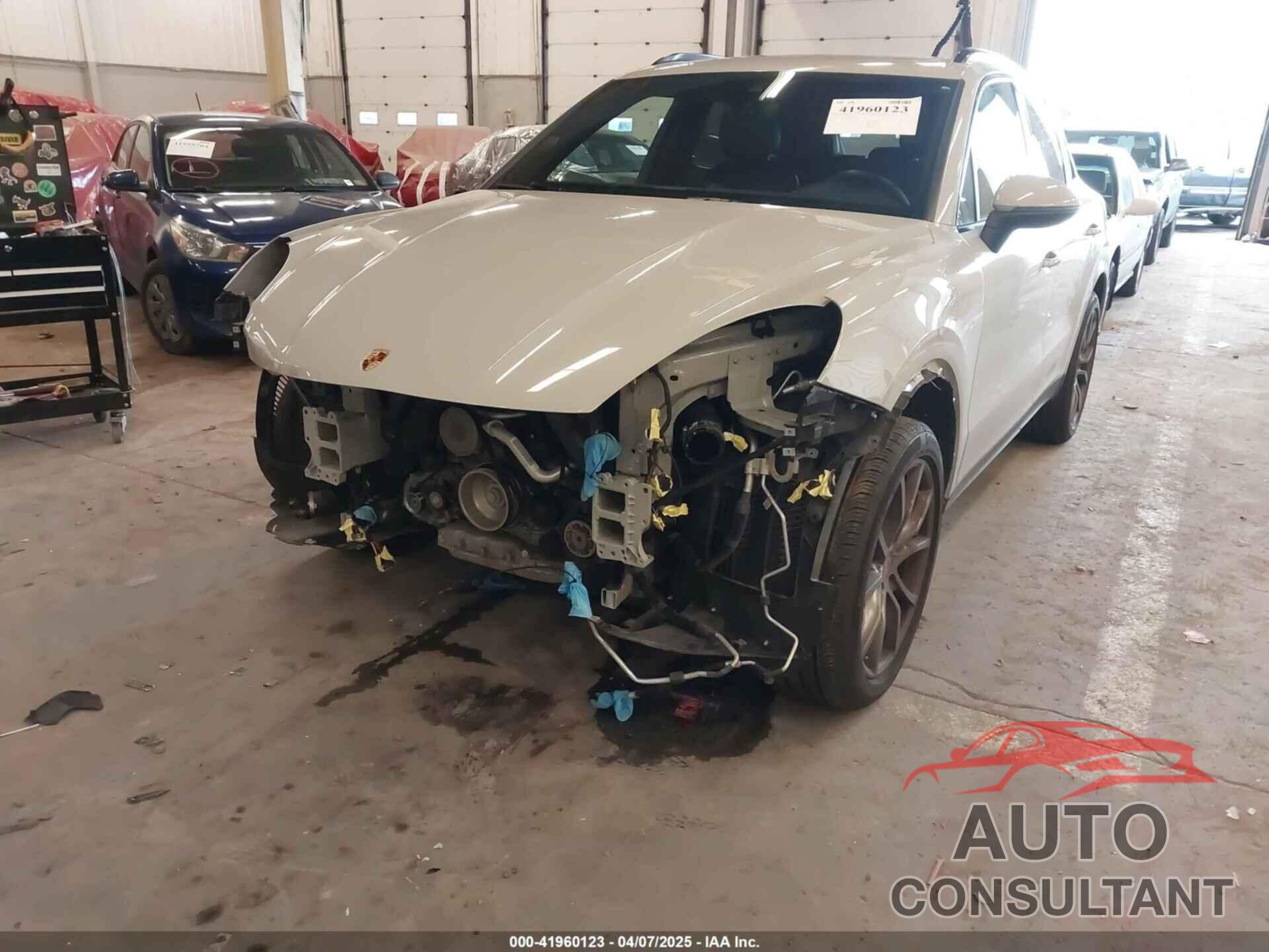 PORSCHE CAYENNE 2021 - WP1AA2AY2MDA02282