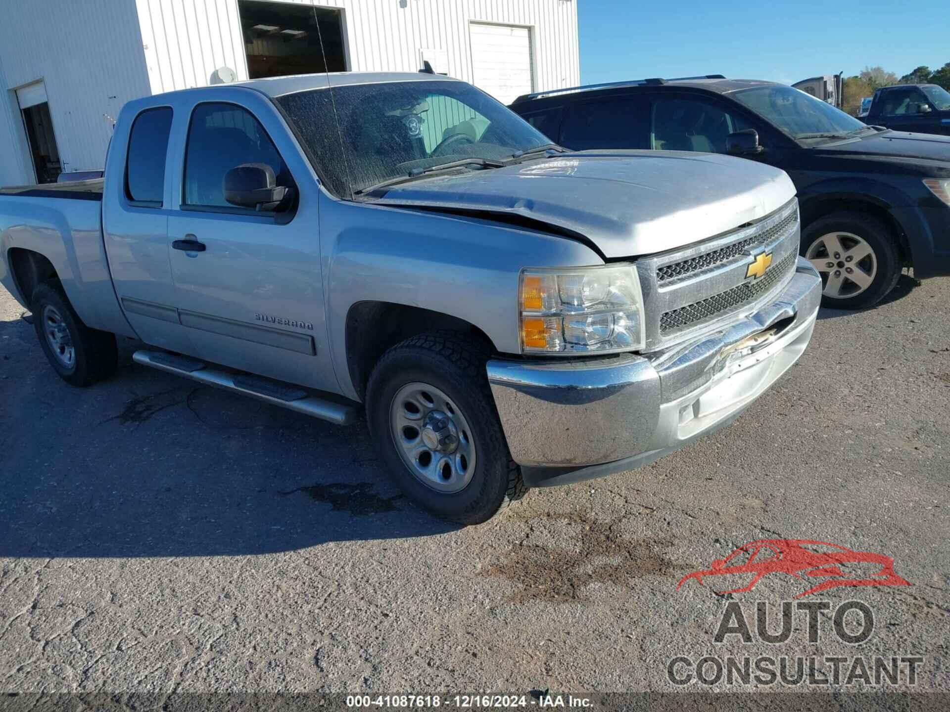 CHEVROLET SILVERADO 1500 2013 - 1GCRCSEA2DZ224755
