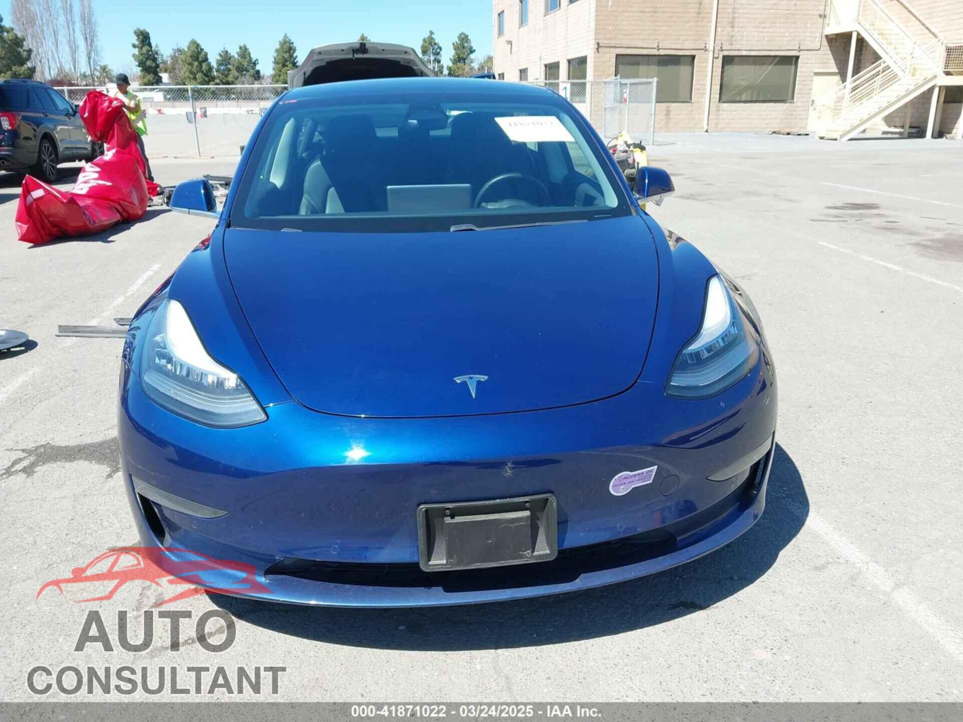 TESLA MODEL 3 2019 - 5YJ3E1EA0KF425079