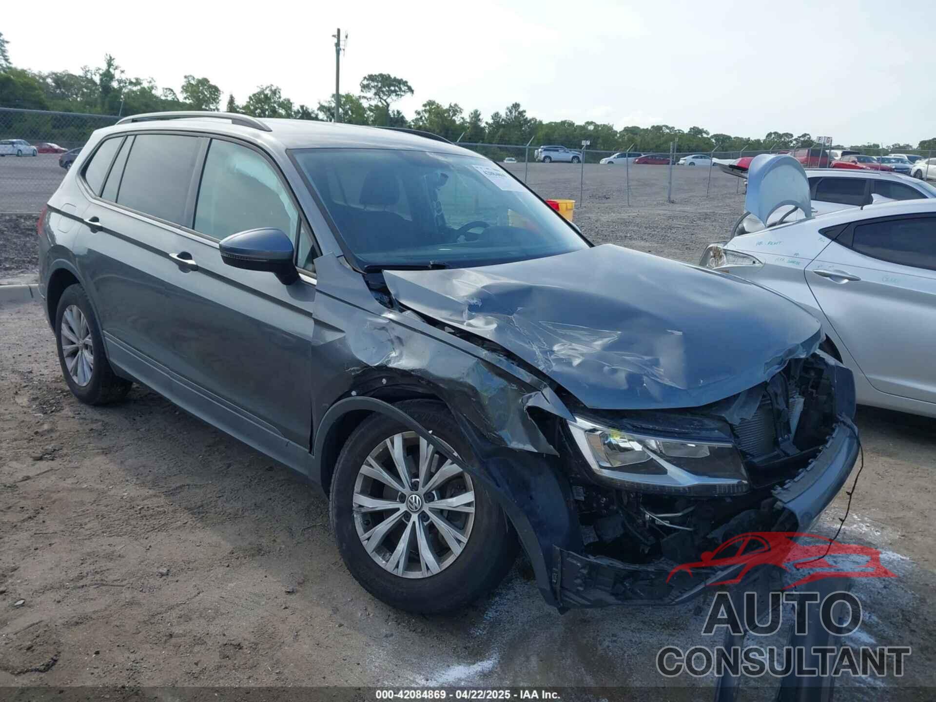 VOLKSWAGEN TIGUAN 2020 - 3VV1B7AX5LM151924