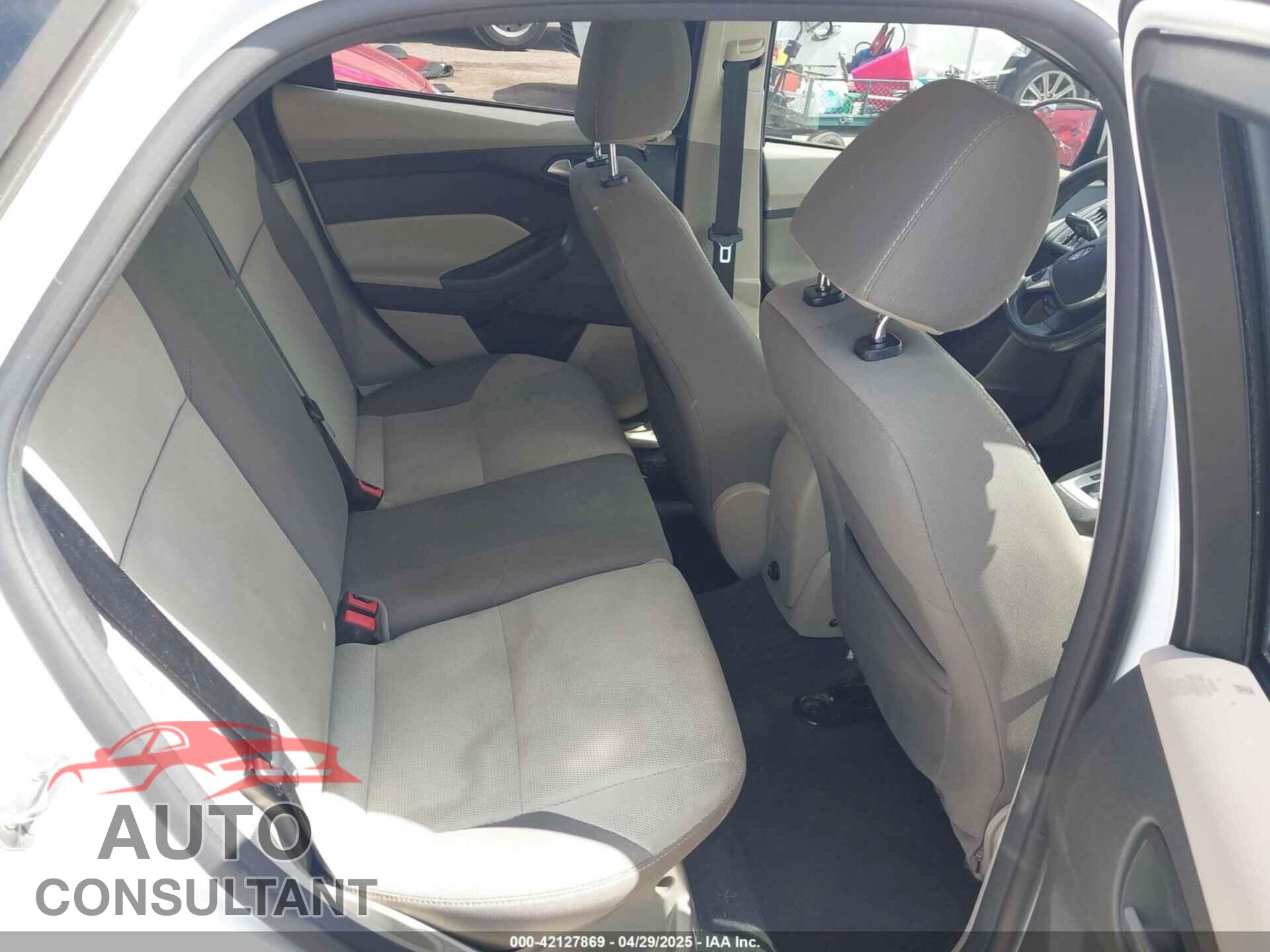 FORD FOCUS 2014 - 1FADP3K20EL336093
