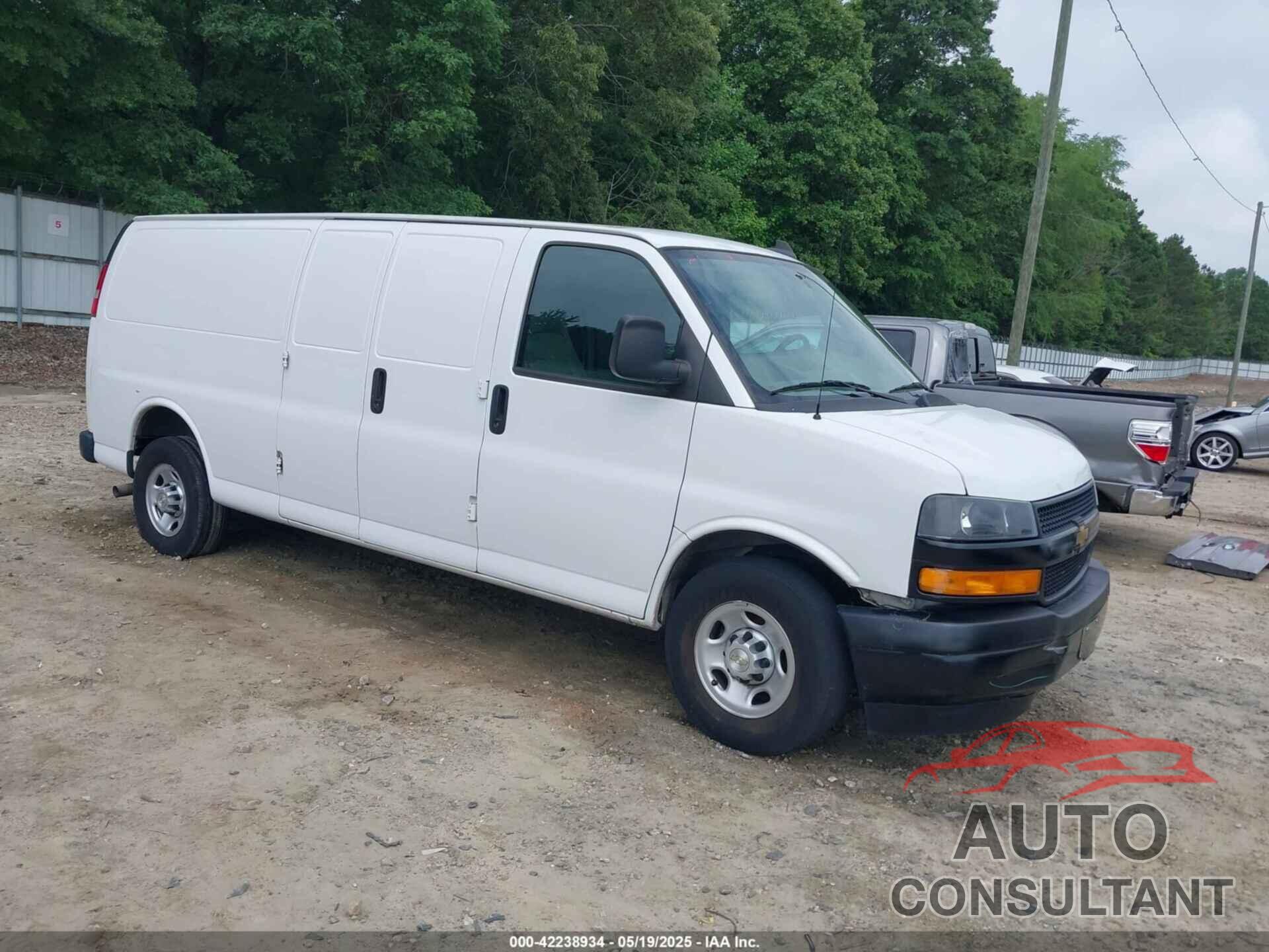 CHEVROLET EXPRESS CARGO 2021 - 1GCWGBF77M1177506