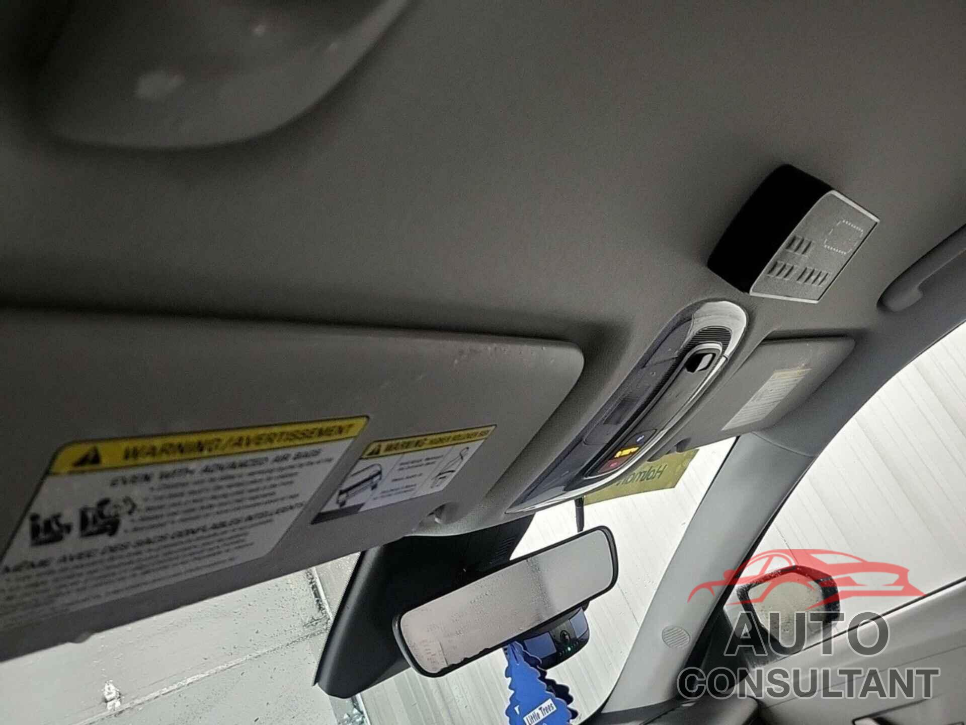 HYUNDAI KONA 2024 - KM8HACAB1RU146331