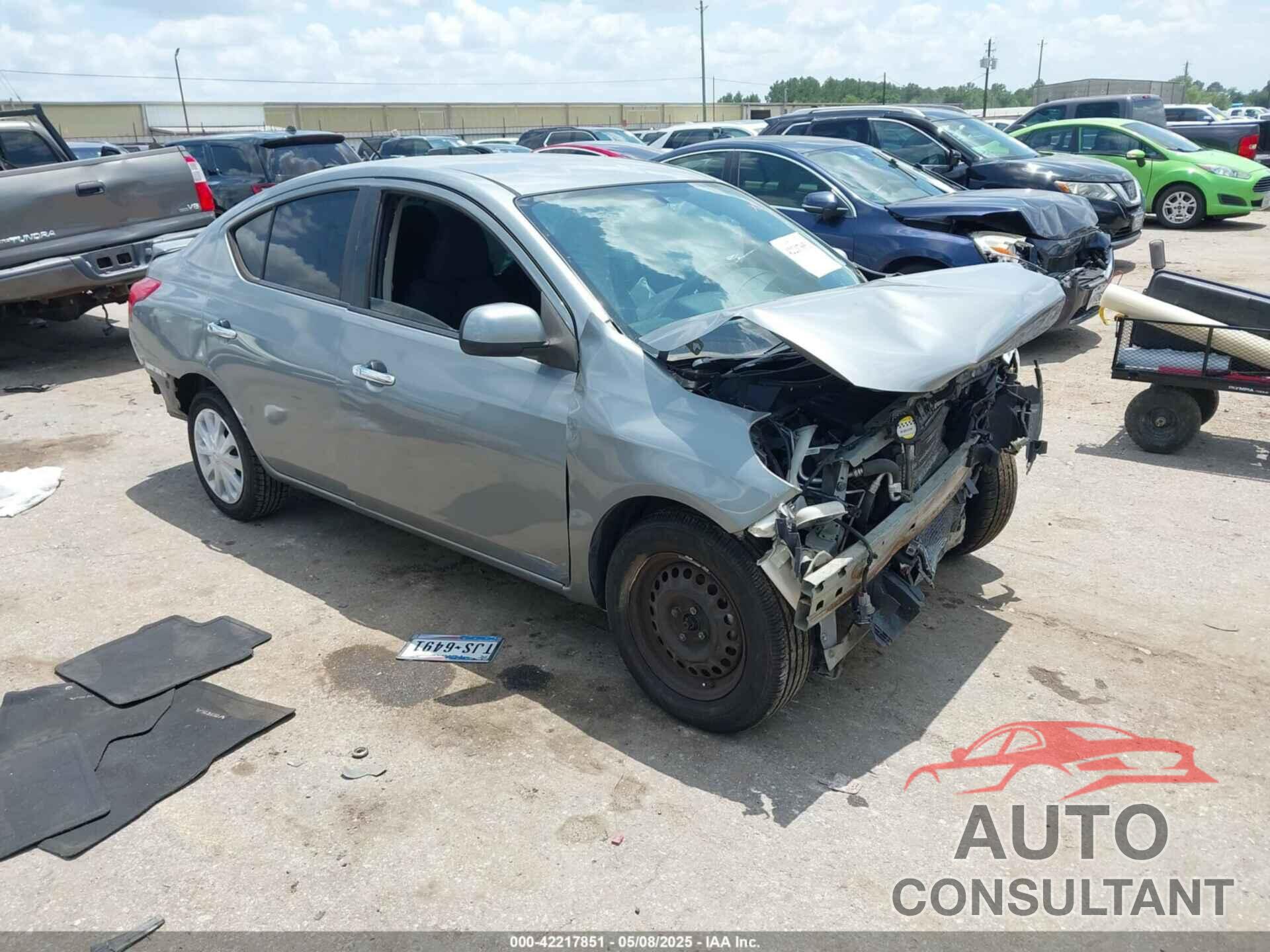 NISSAN VERSA 2013 - 3N1CN7AP4DL885740