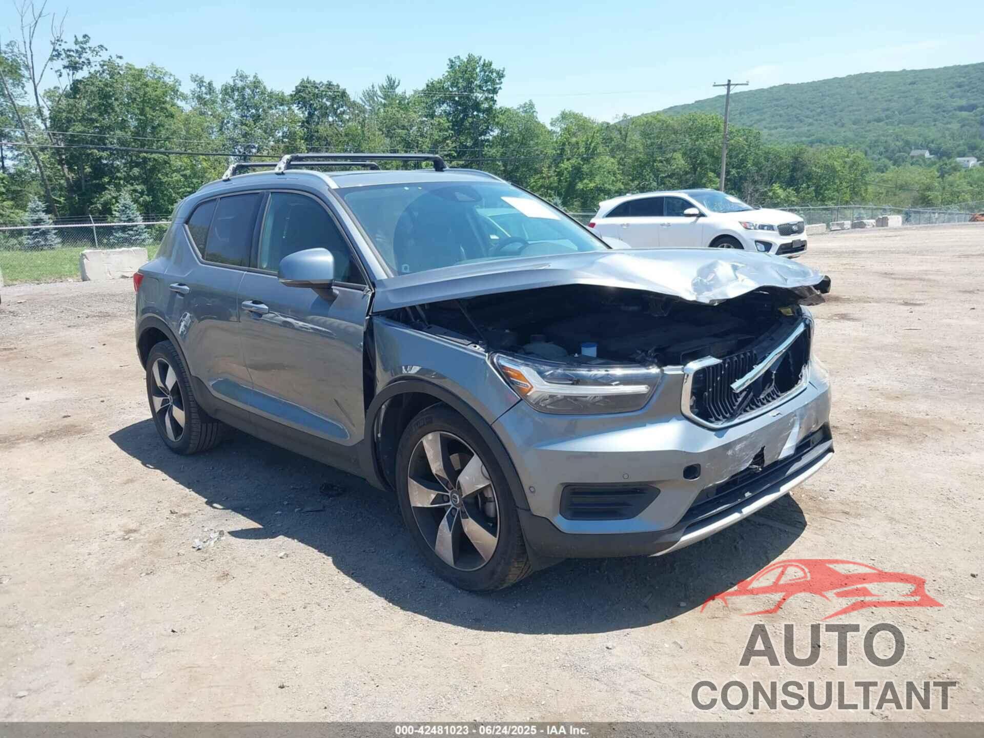 VOLVO XC40 2019 - YV4162UK2K2147208