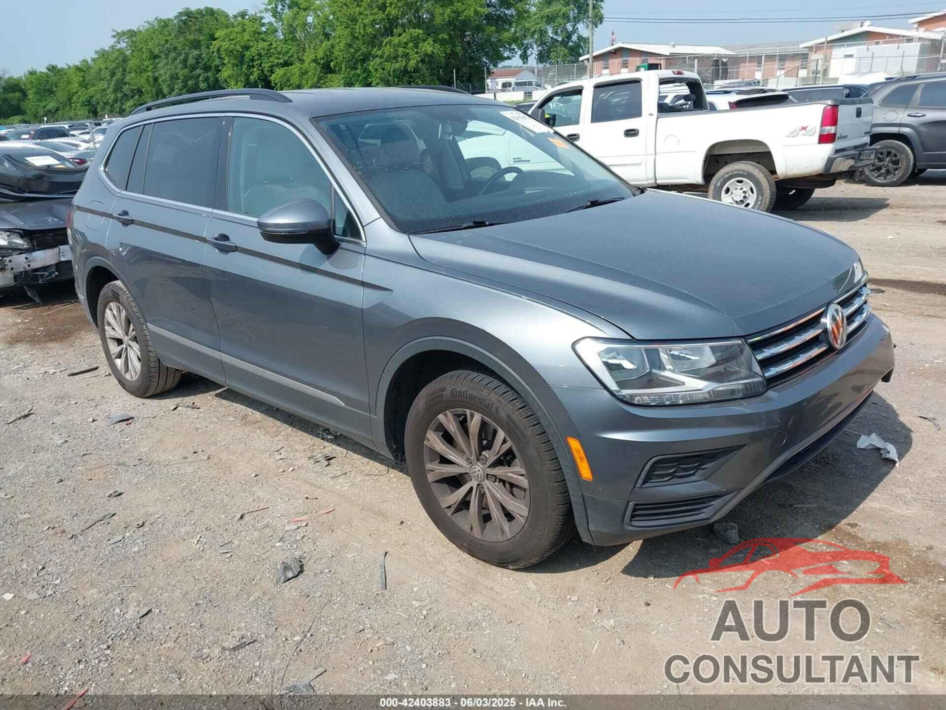 VOLKSWAGEN TIGUAN 2018 - 3VV3B7AX7JM092168