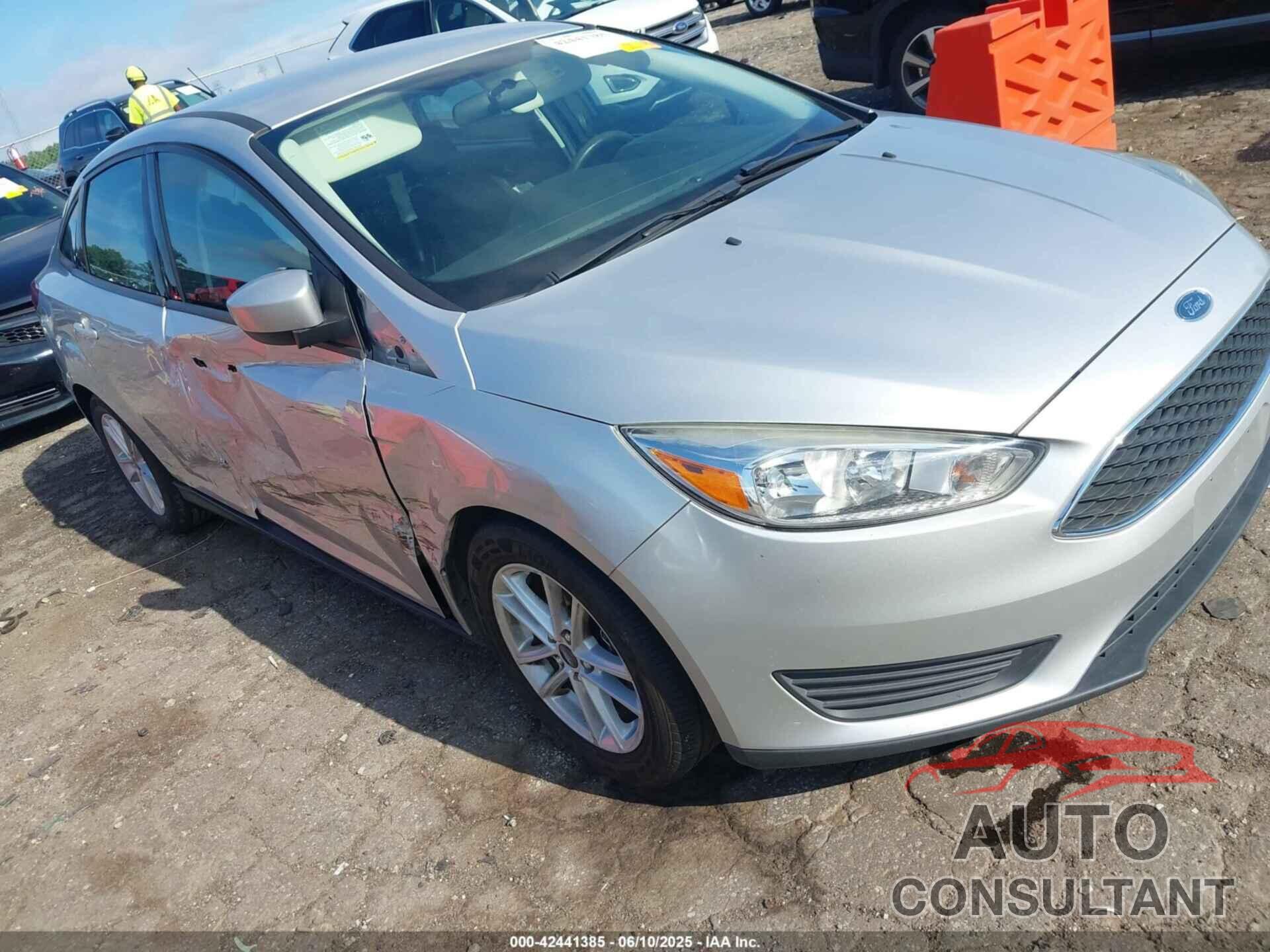 FORD FOCUS 2018 - 1FADP3F28JL300155