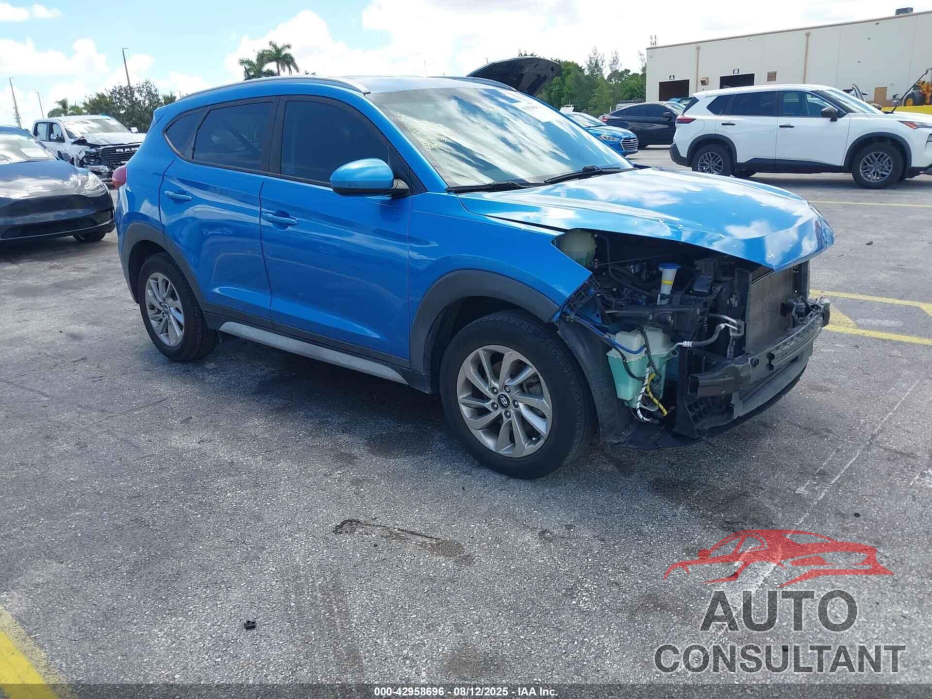 HYUNDAI TUCSON 2017 - KM8J33A46HU476087