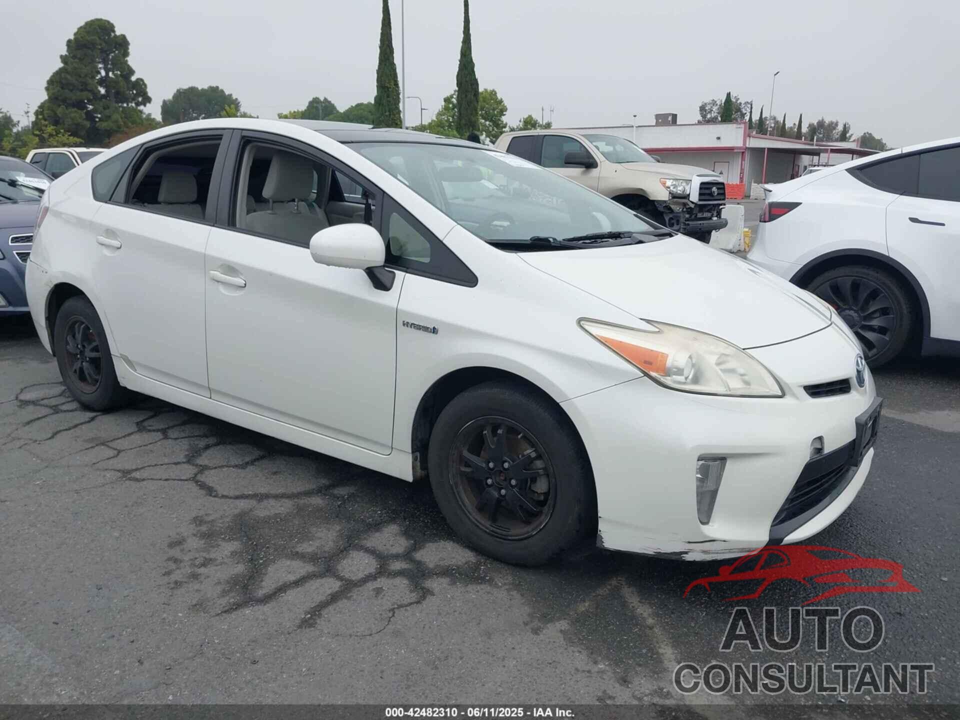 TOYOTA PRIUS 2013 - JTDKN3DU3D1688066