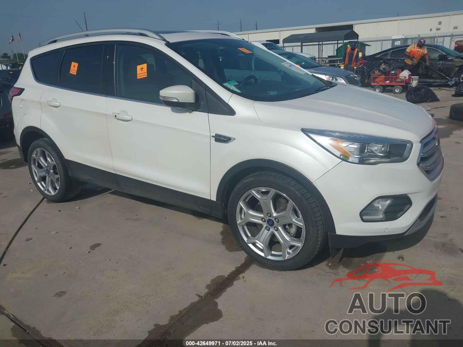 FORD ESCAPE 2018 - 1FMCU0J9XJUD43550