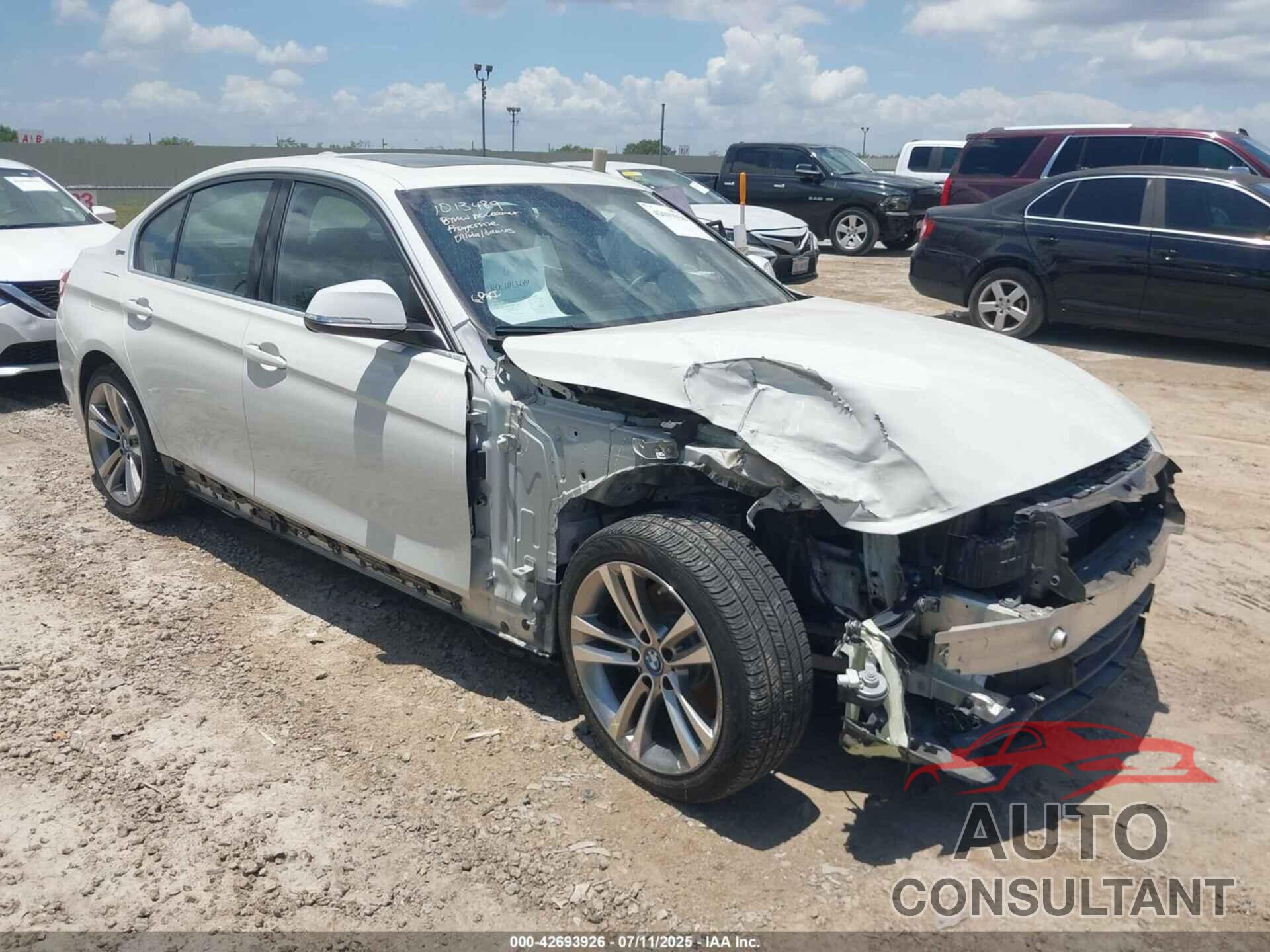 BMW 330E 2018 - WBA8E1C5XJA180355