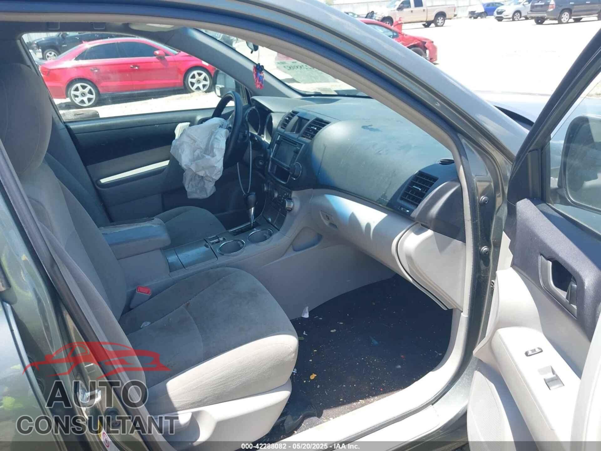 TOYOTA HIGHLANDER 2013 - 5TDZA3EH4DS043215