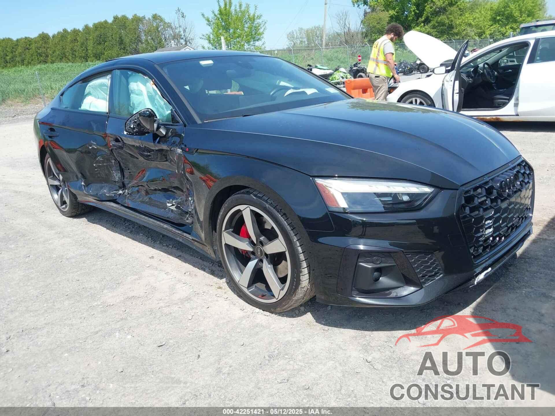 AUDI A5 SPORTBACK 2023 - WAUFACF56PA020881