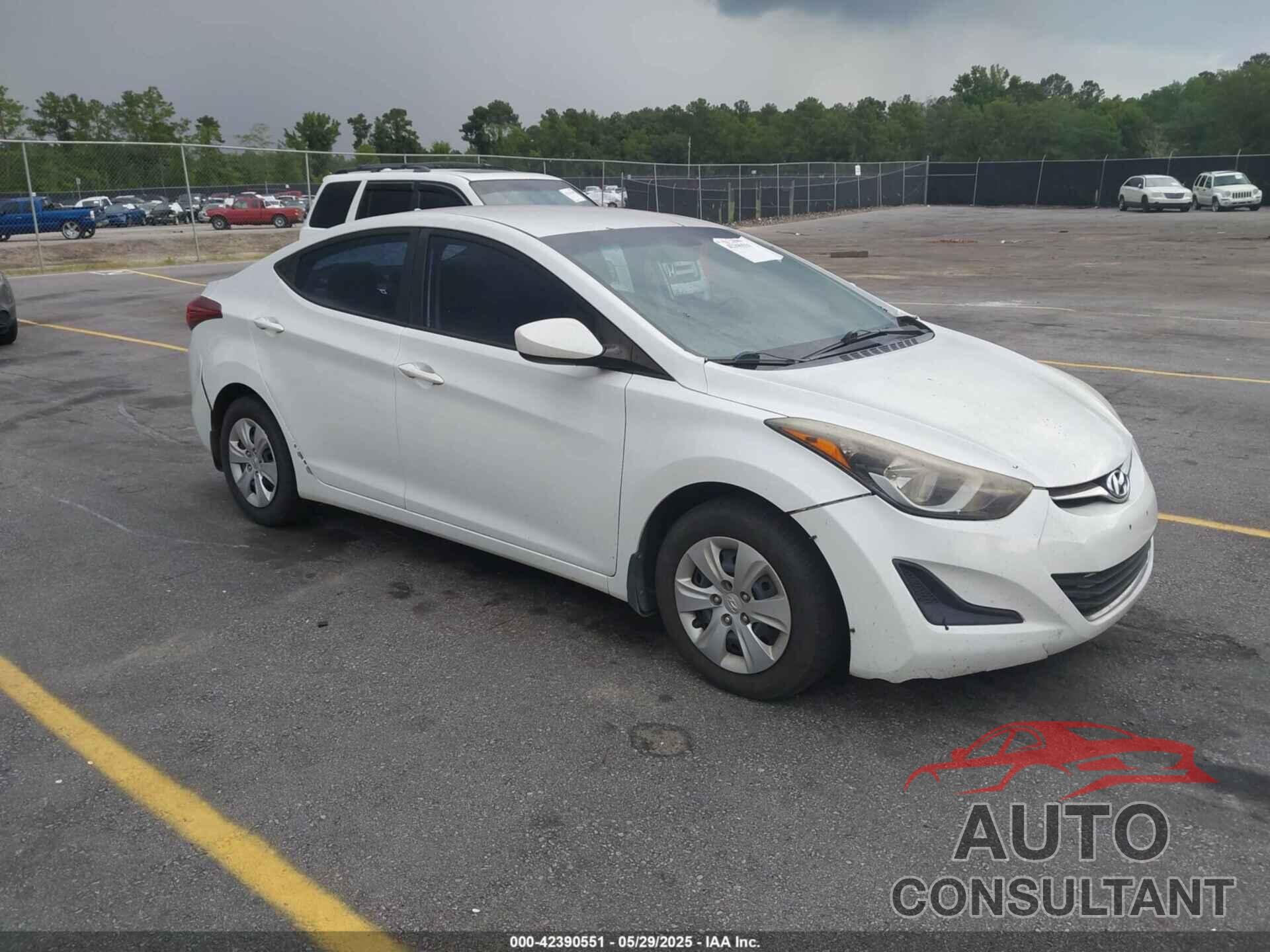 HYUNDAI ELANTRA 2016 - 5NPDH4AE0GH688736