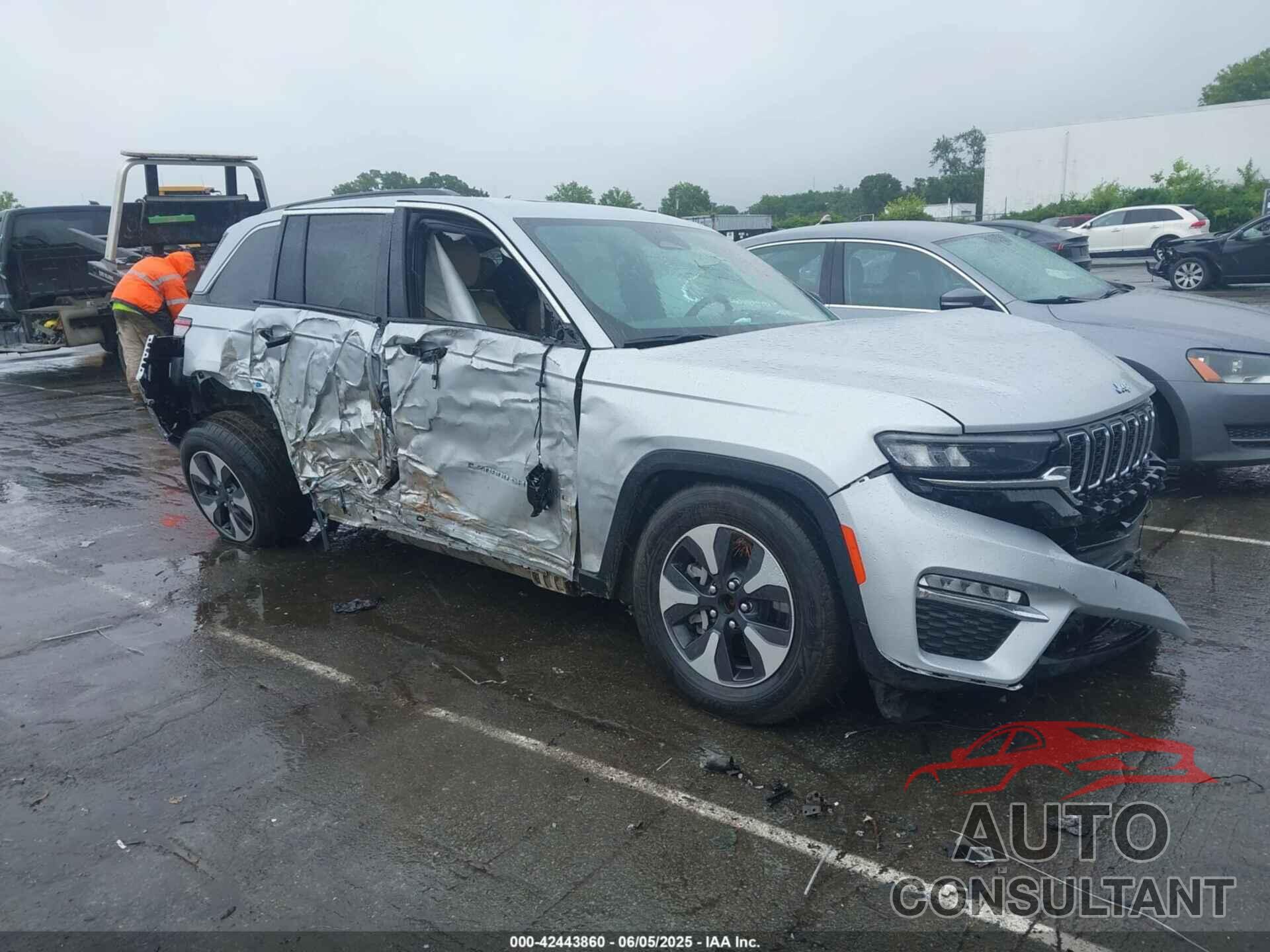 JEEP GRAND CHEROKEE 4XE 2024 - 1C4RJYB69RC117334