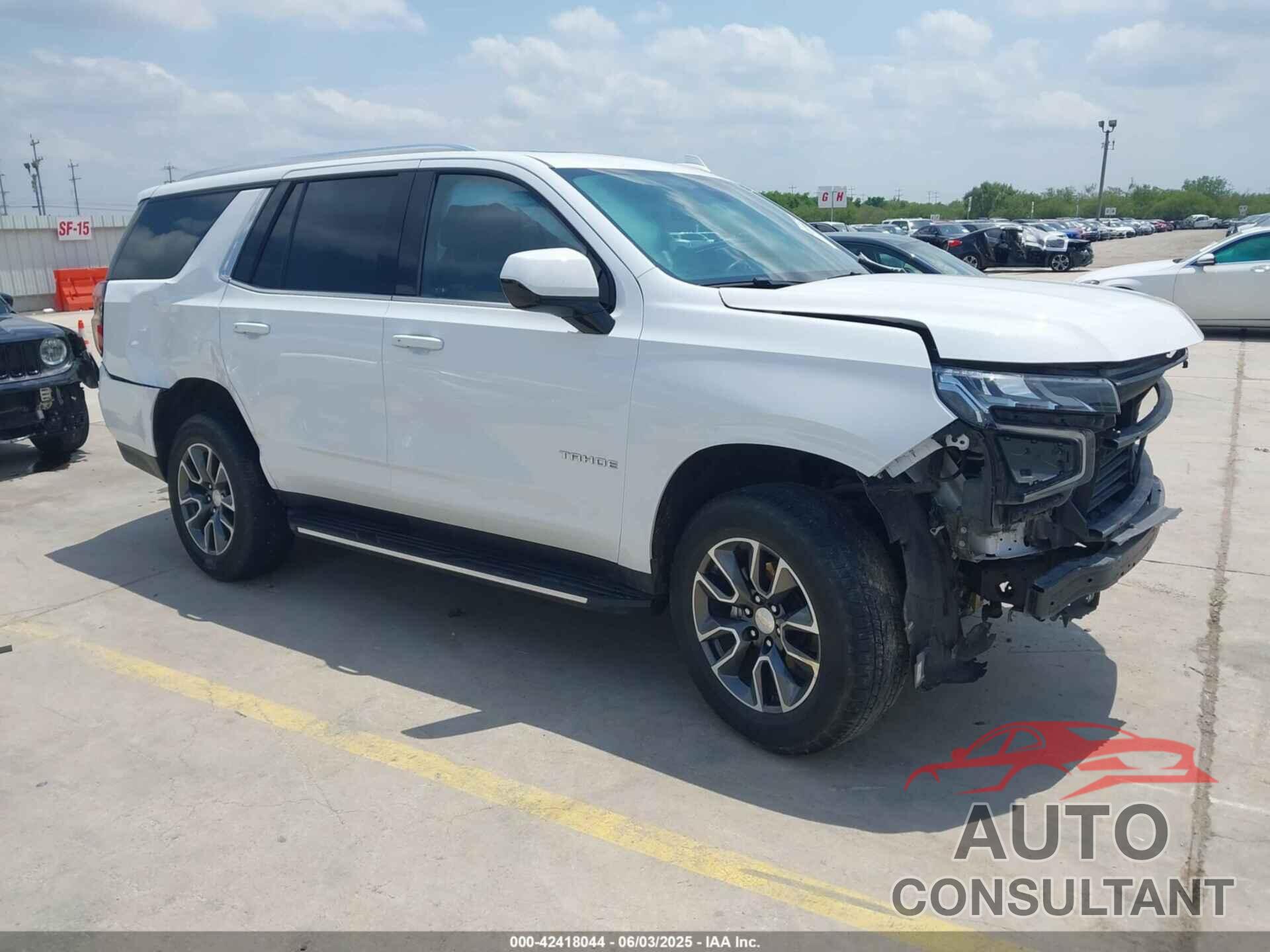 CHEVROLET TAHOE 2021 - 1GNSKNKD0MR488813