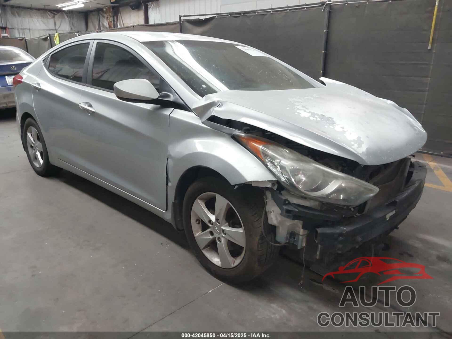 HYUNDAI ELANTRA 2013 - 5NPDH4AE5DH349000