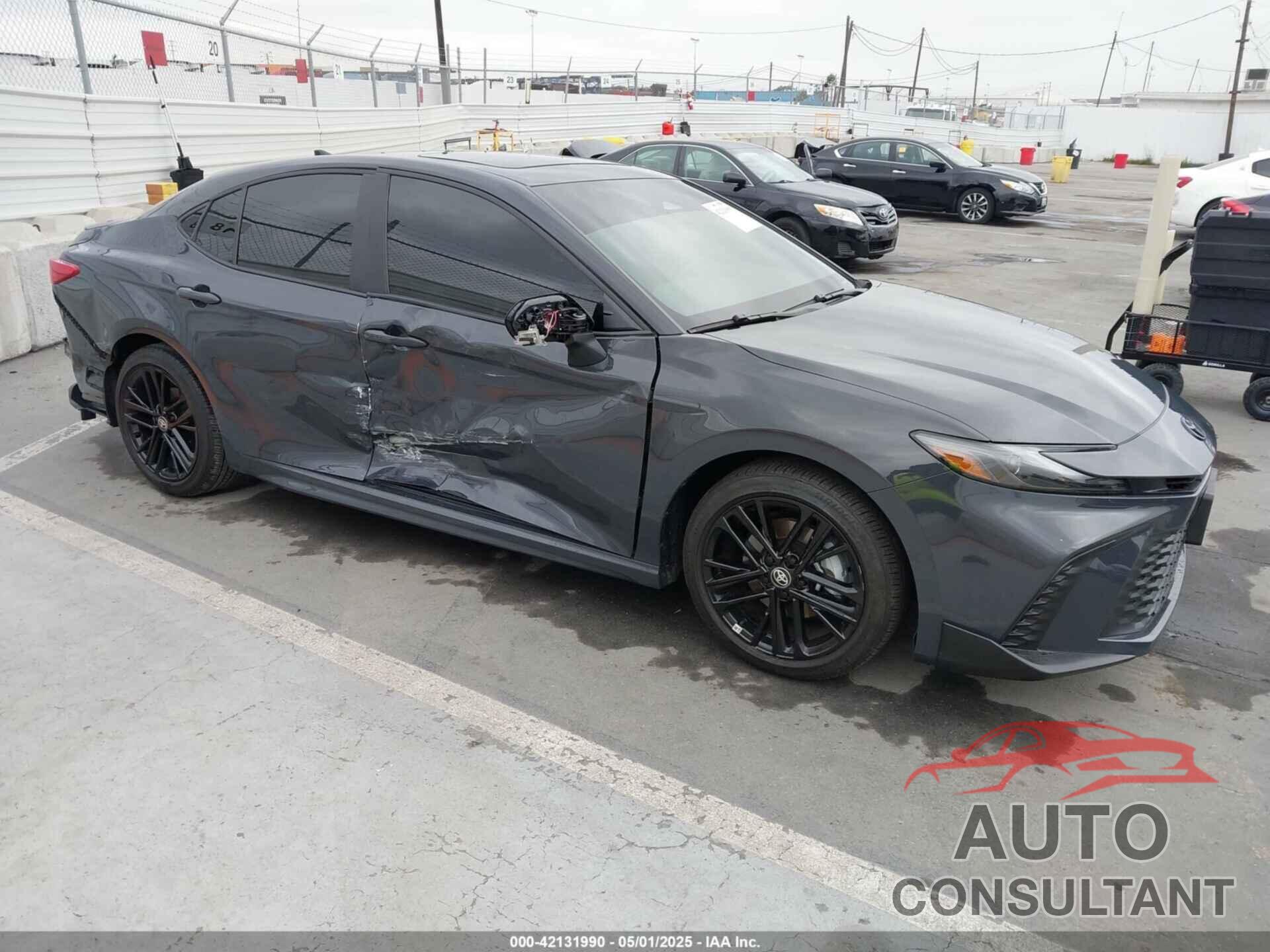 TOYOTA CAMRY 2025 - 4T1DAACK8SU027150