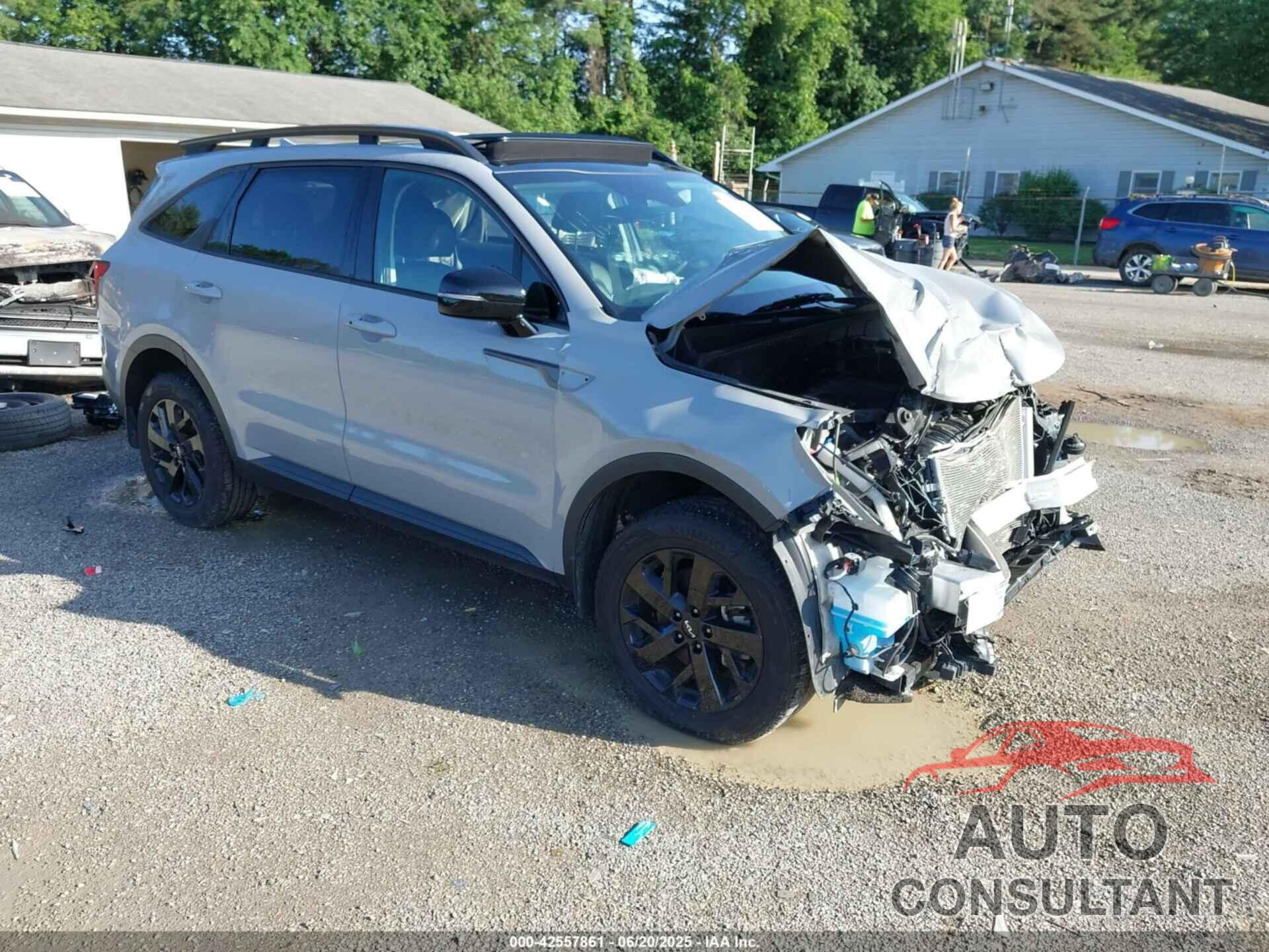 KIA SORENTO 2022 - 5XYRLDLC7NG144870